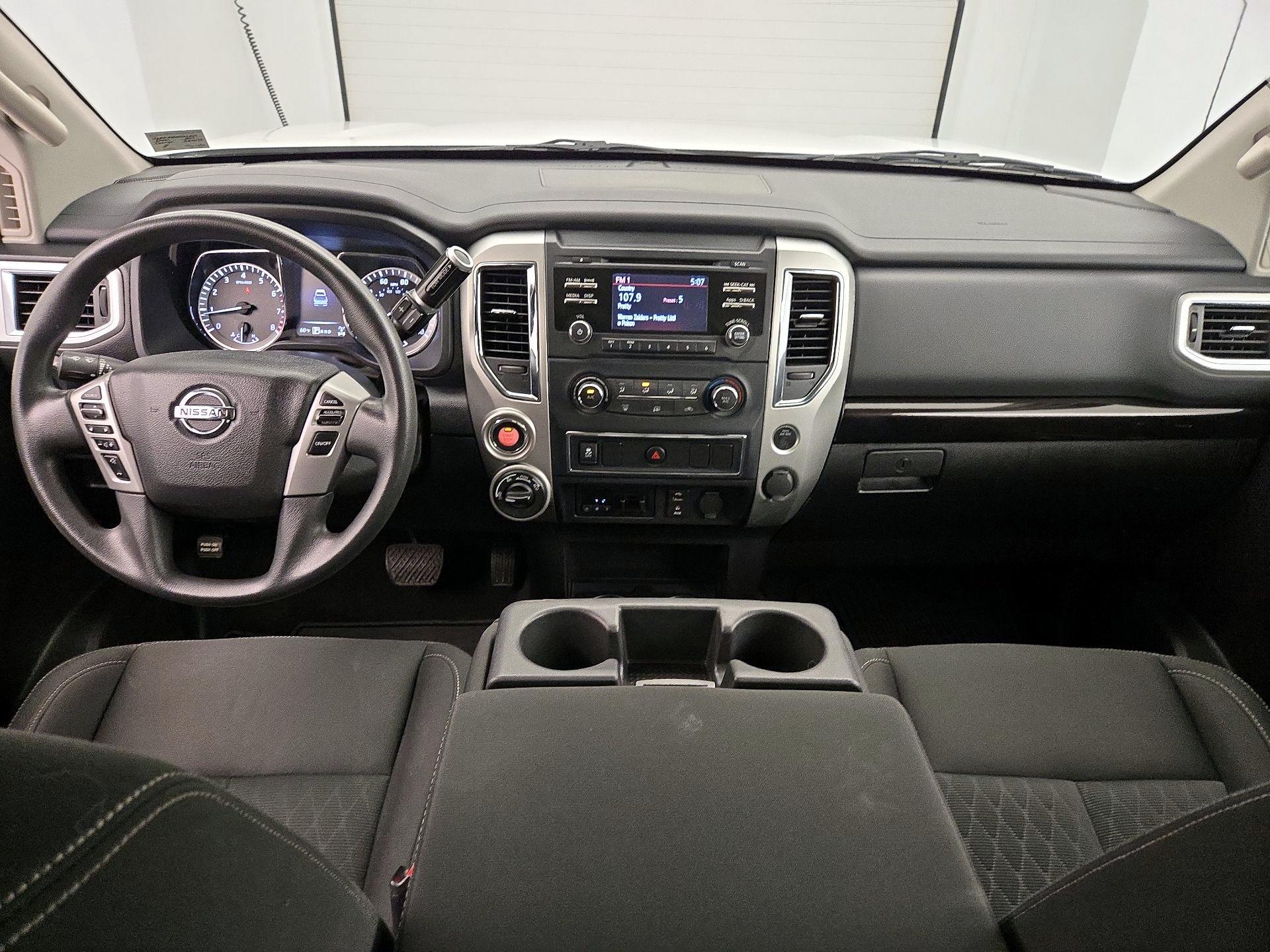 Thumbnail: 2017 Nissan Titan - 9