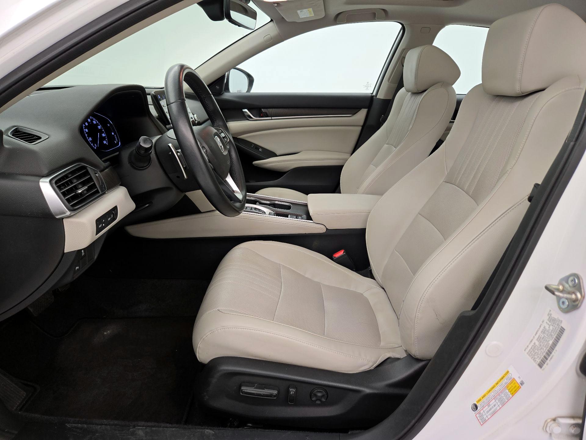 Thumbnail: 2018 Honda Accord - 11