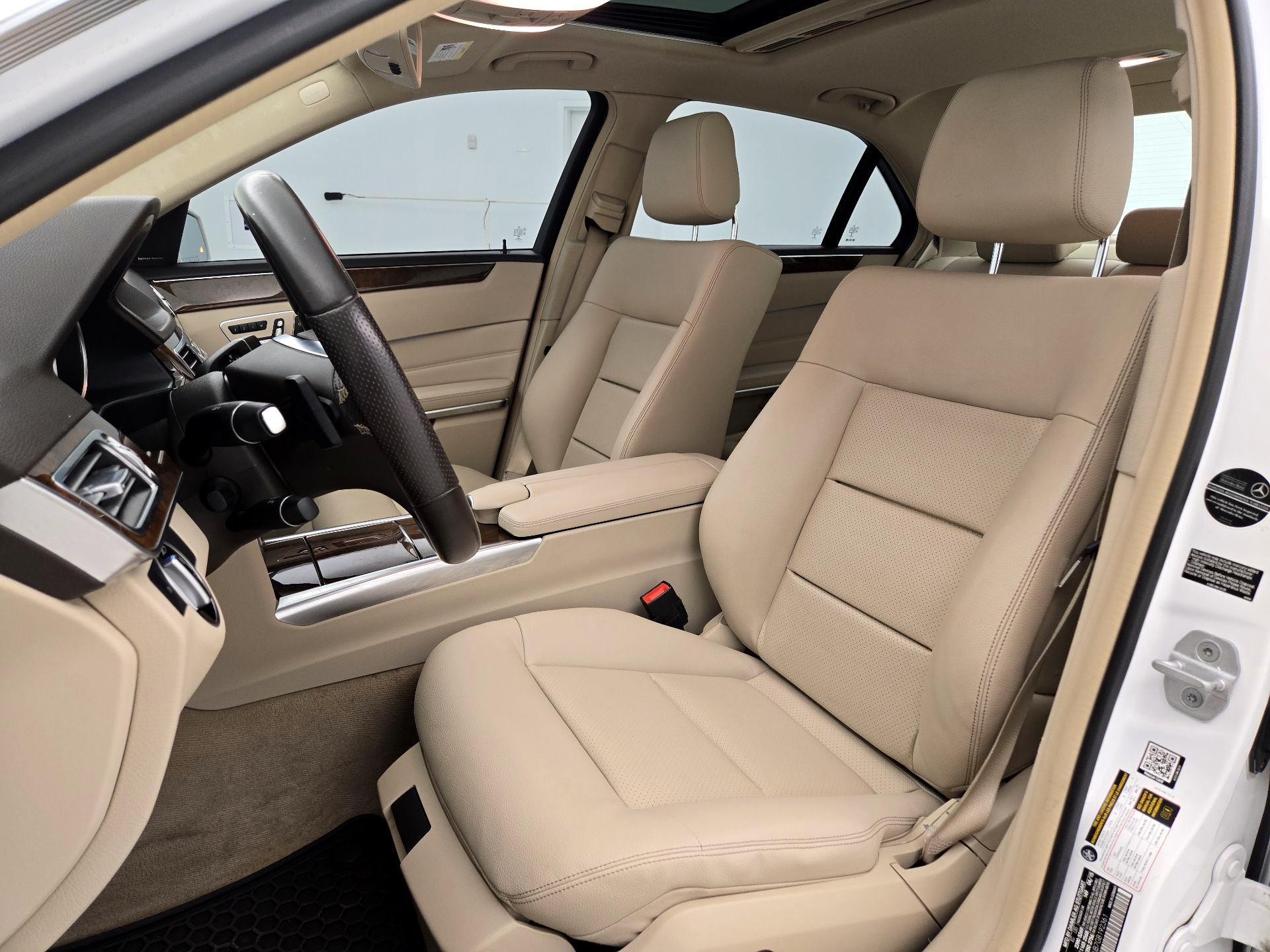 Thumbnail: 2016 Mercedes-Benz E-Class - 11