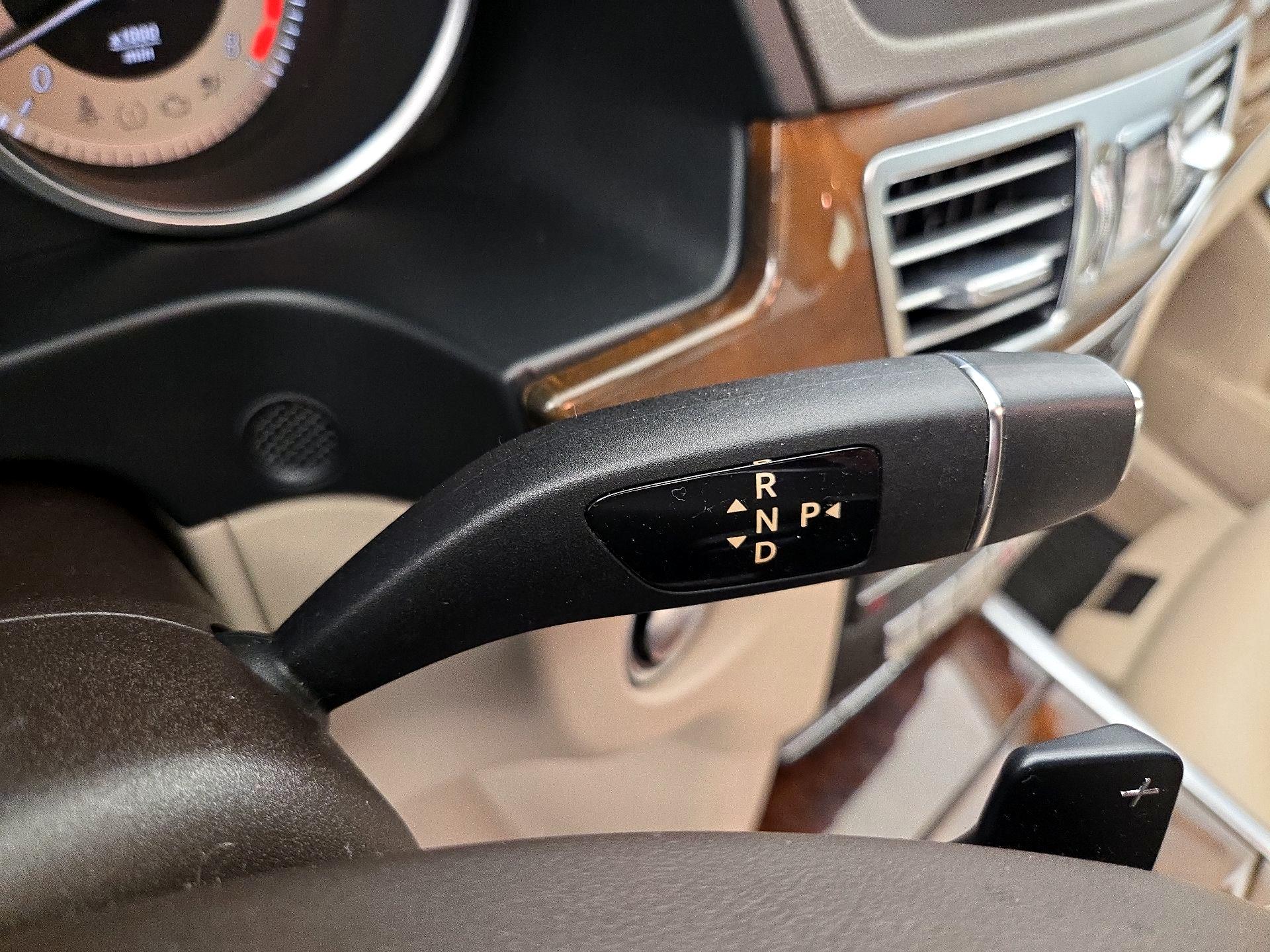 Thumbnail: 2016 Mercedes-Benz E-Class - 18