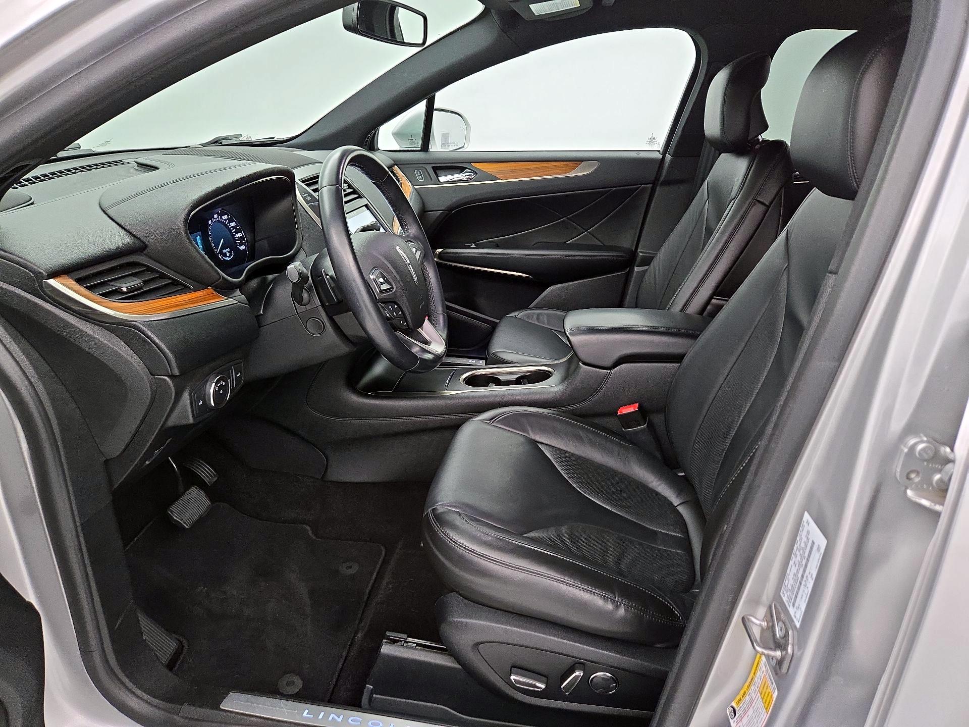 Thumbnail: 2018 Lincoln MKC - 11