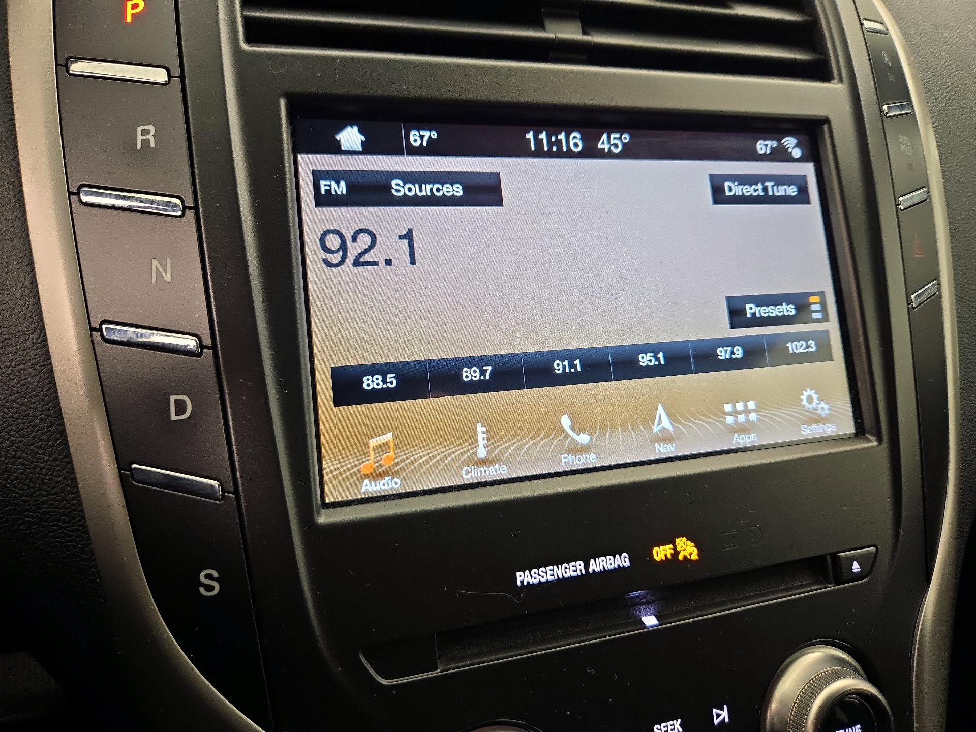 Thumbnail: 2018 Lincoln MKC - 16