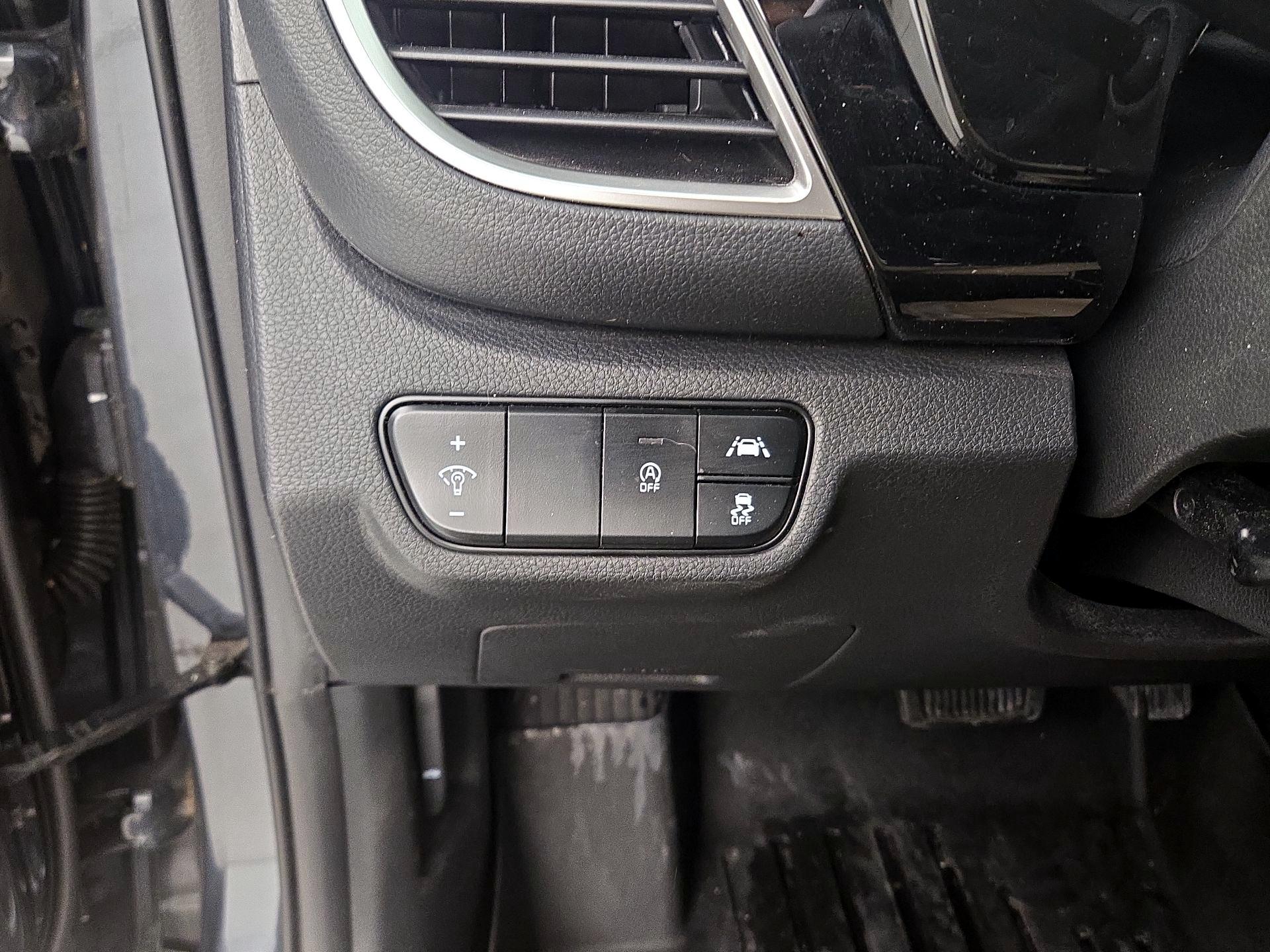 Thumbnail: 2022 Kia Seltos - 13