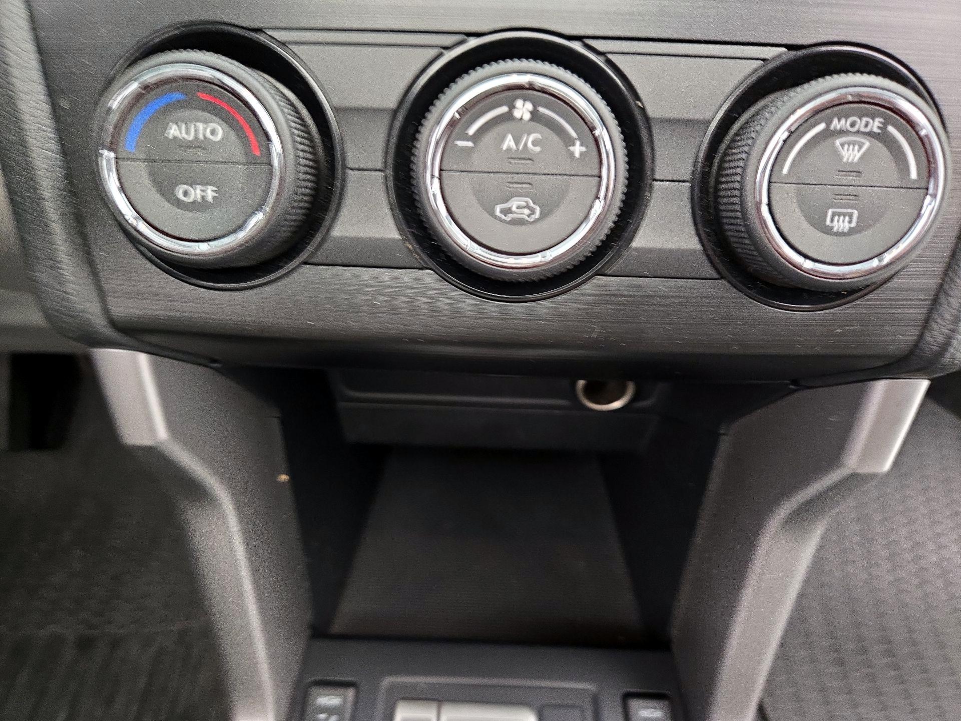 Thumbnail: 2015 Subaru Forester - 16