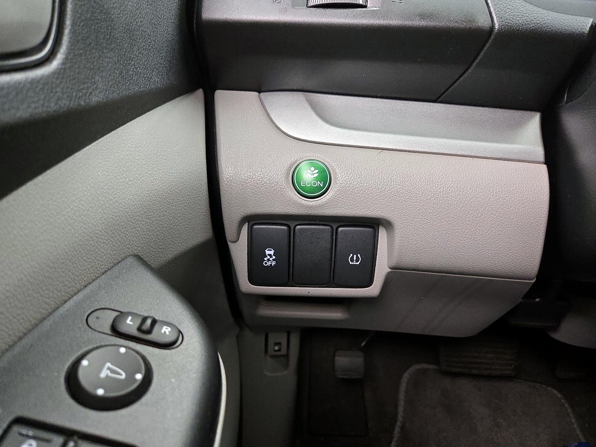 Thumbnail: 2014 Honda CR-V - 13