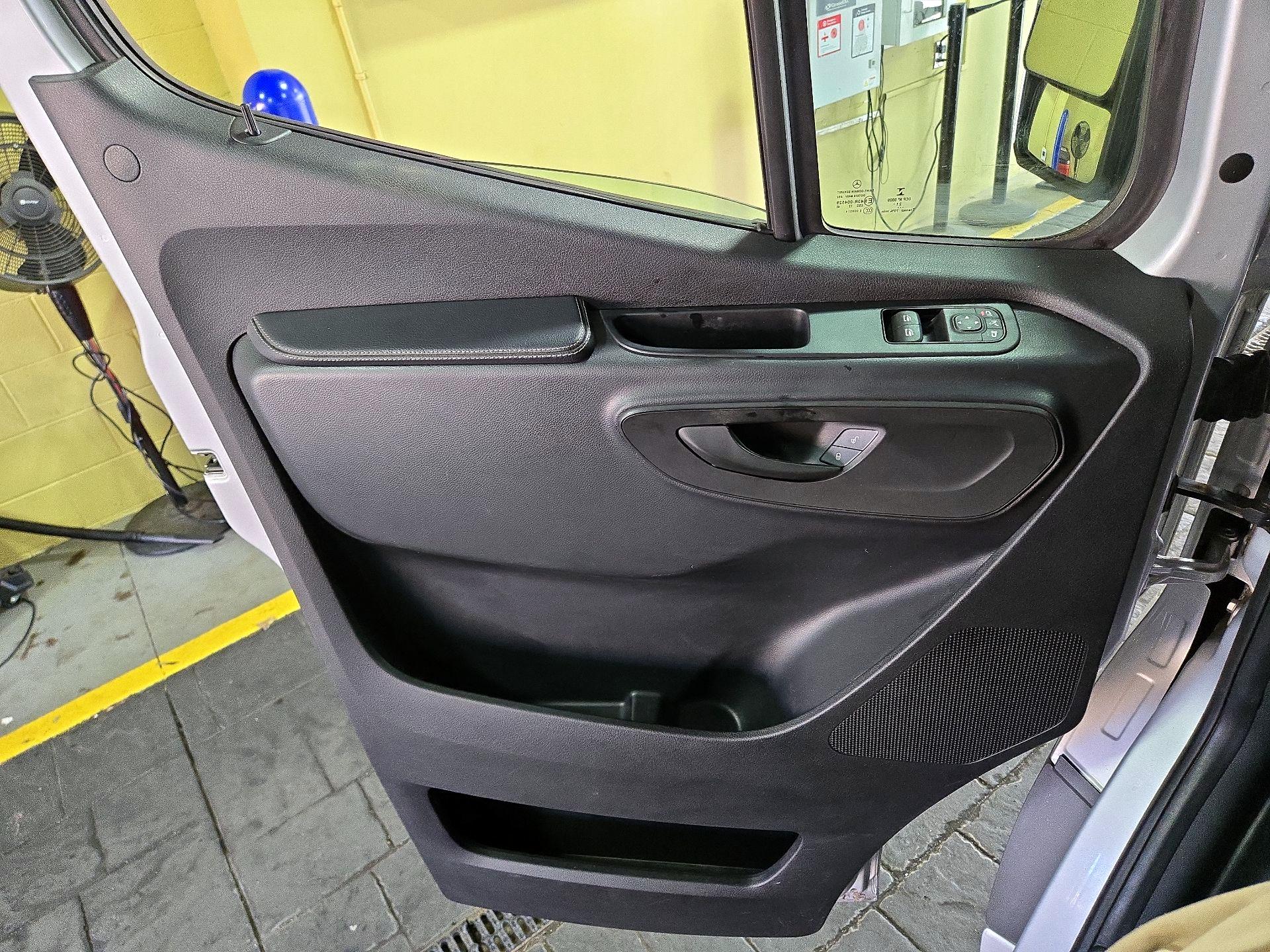 Thumbnail: 2022 Mercedes-Benz Sprinter - 12