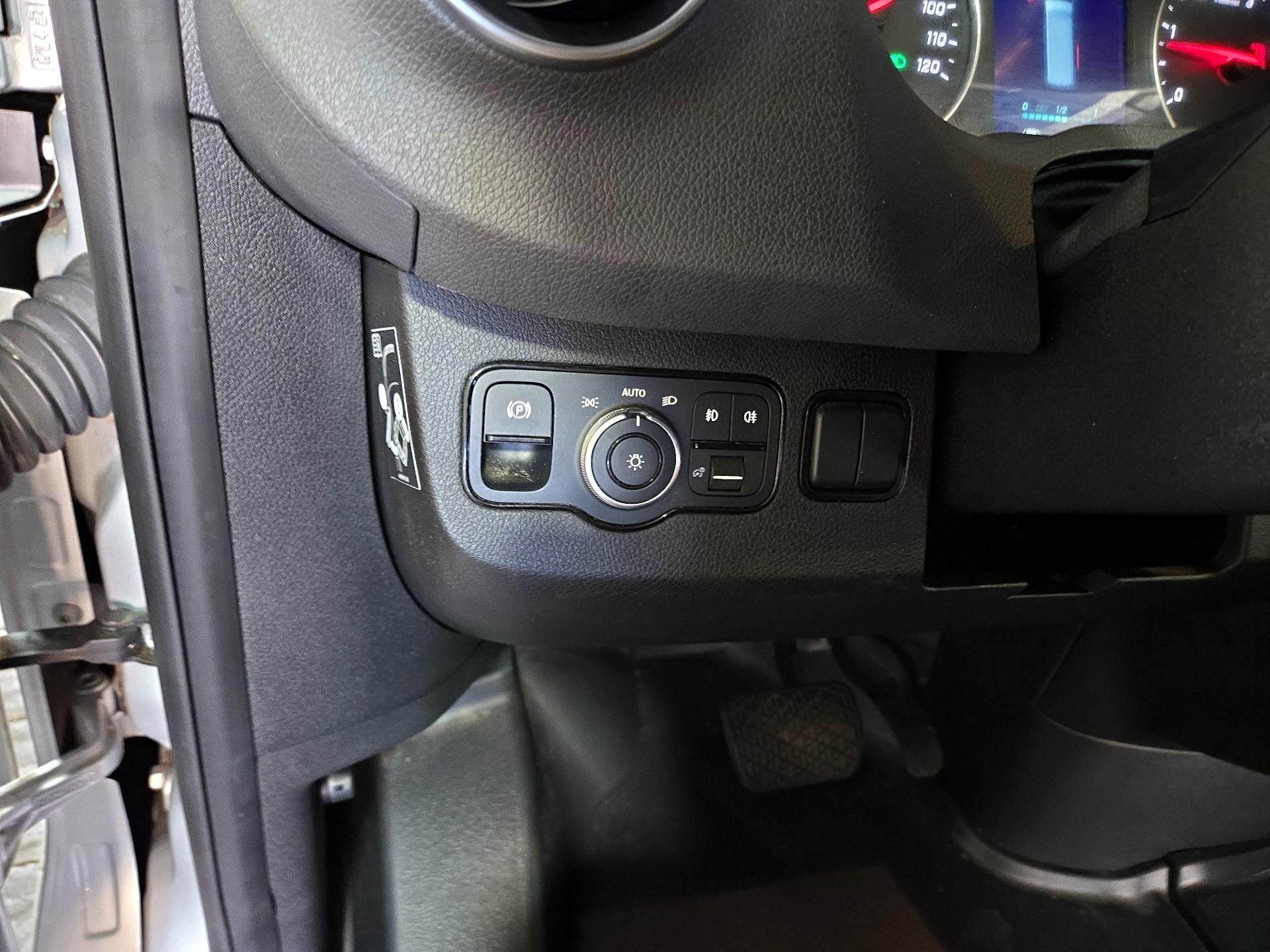 Thumbnail: 2022 Mercedes-Benz Sprinter - 13