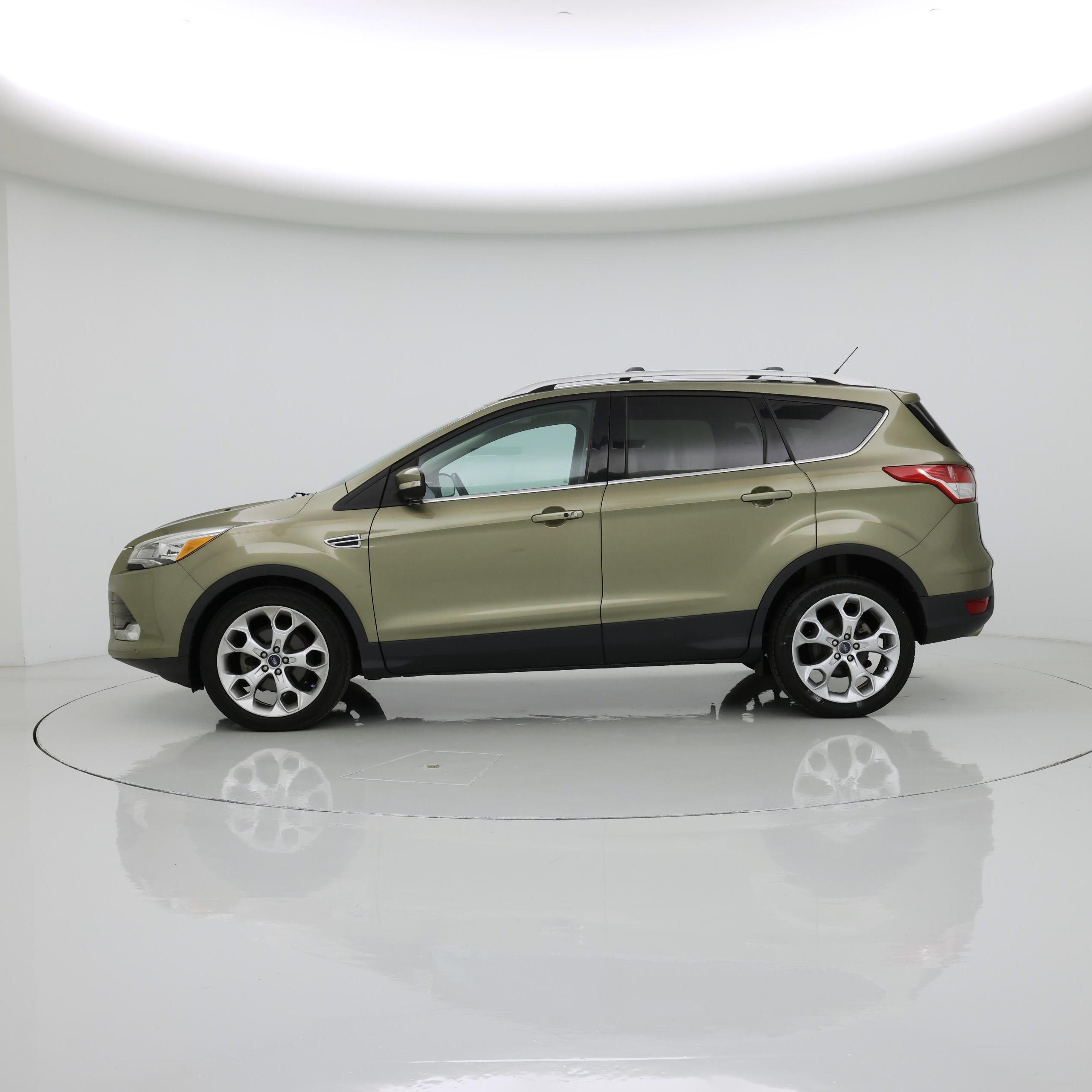 Thumbnail: 2014 Ford Escape - 3