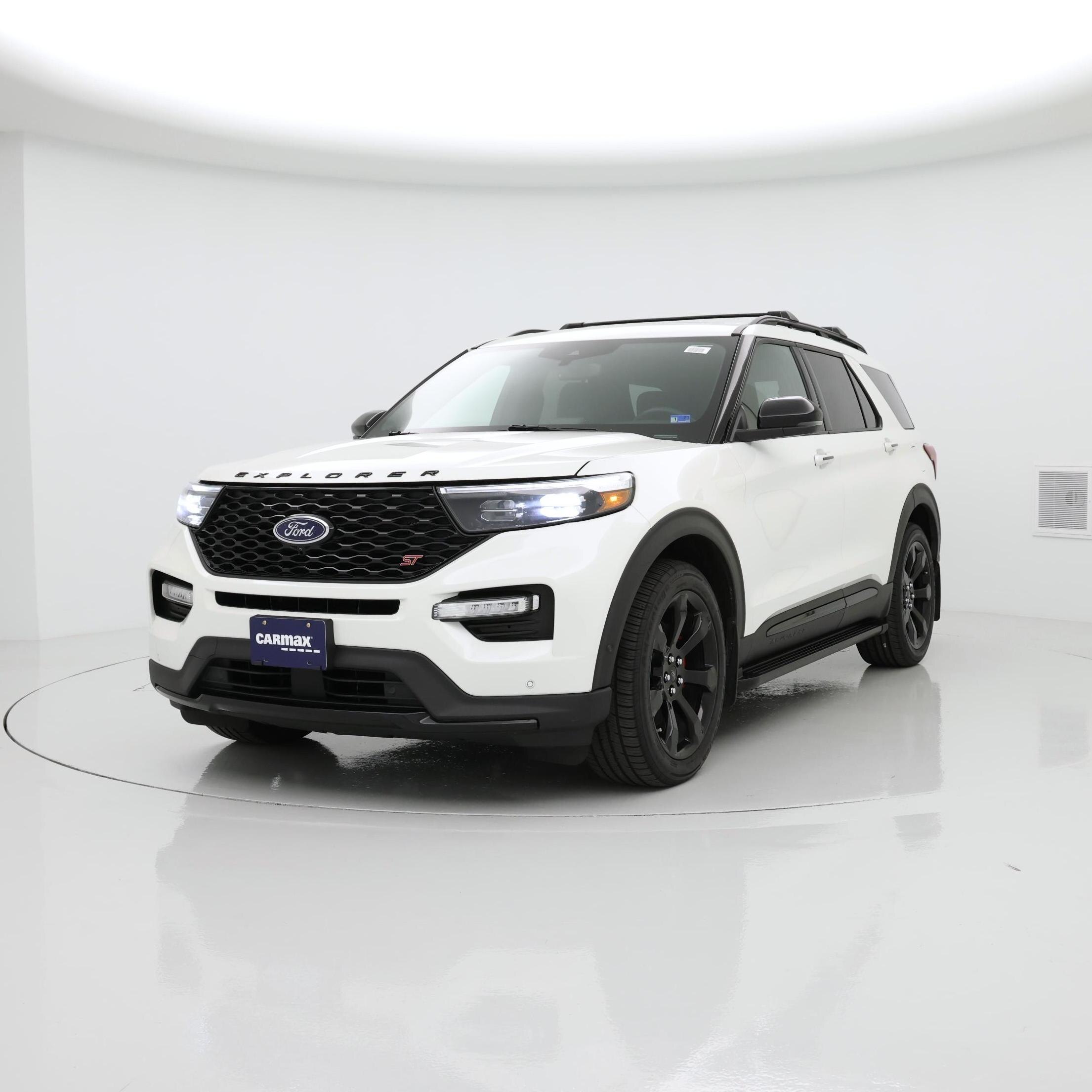 Thumbnail: 2021 Ford Explorer - 4
