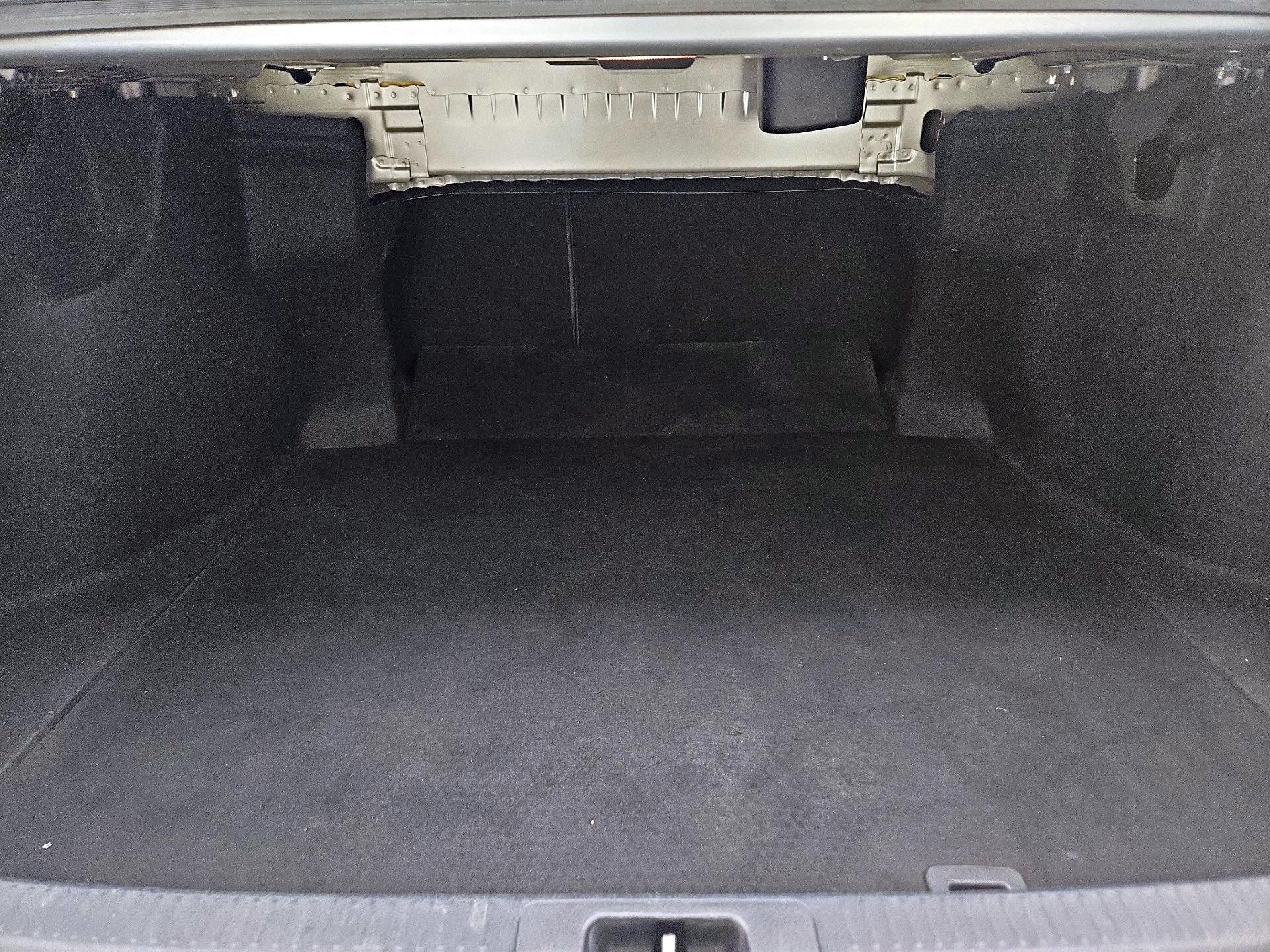 Thumbnail: 2020 Toyota Camry - 20