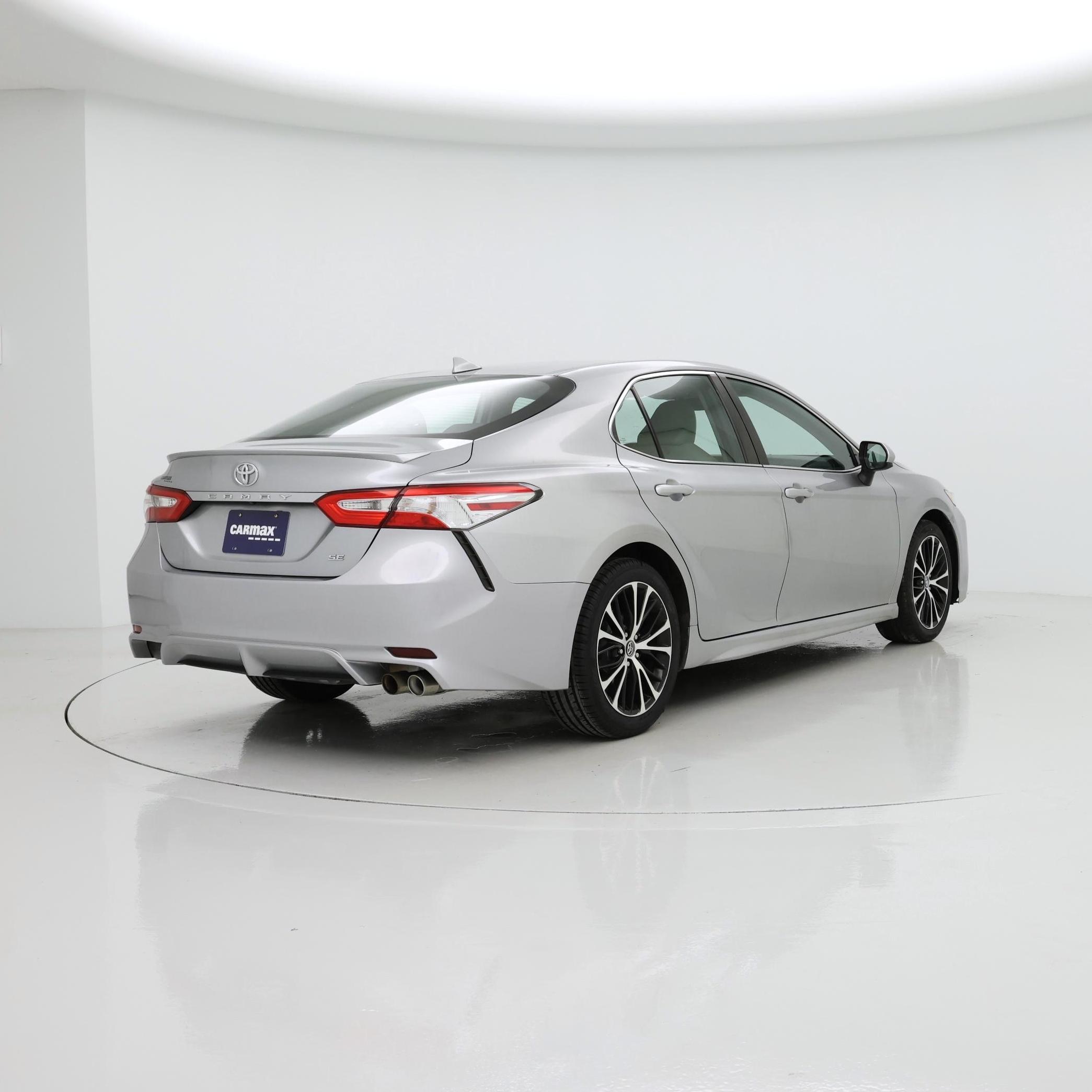 Thumbnail: 2020 Toyota Camry - 8