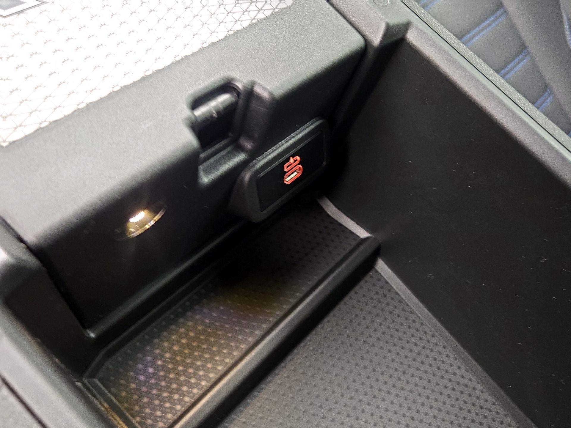 Thumbnail: 2026 BMW M2 - 19