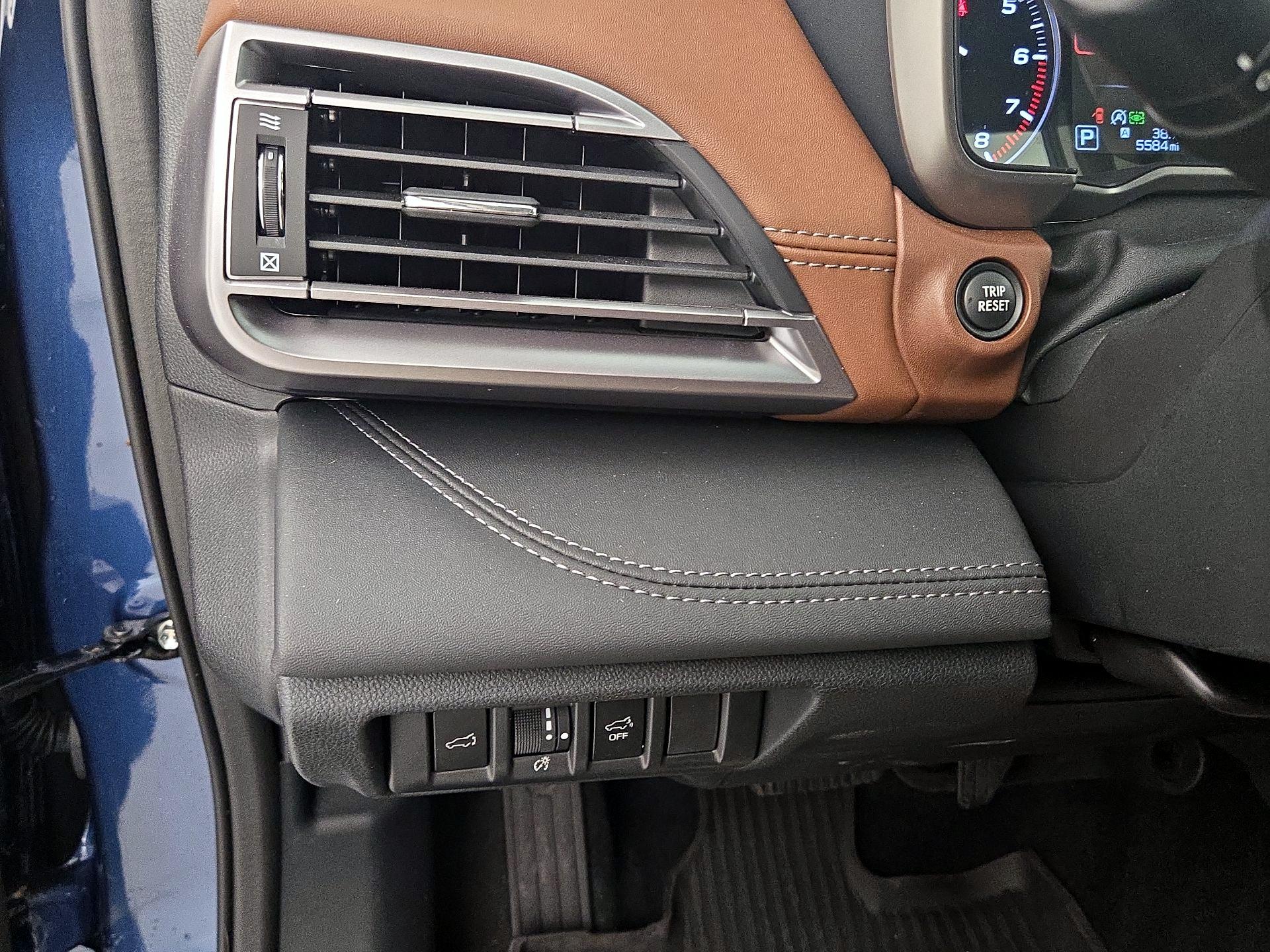 Thumbnail: 2022 Subaru Outback - 13