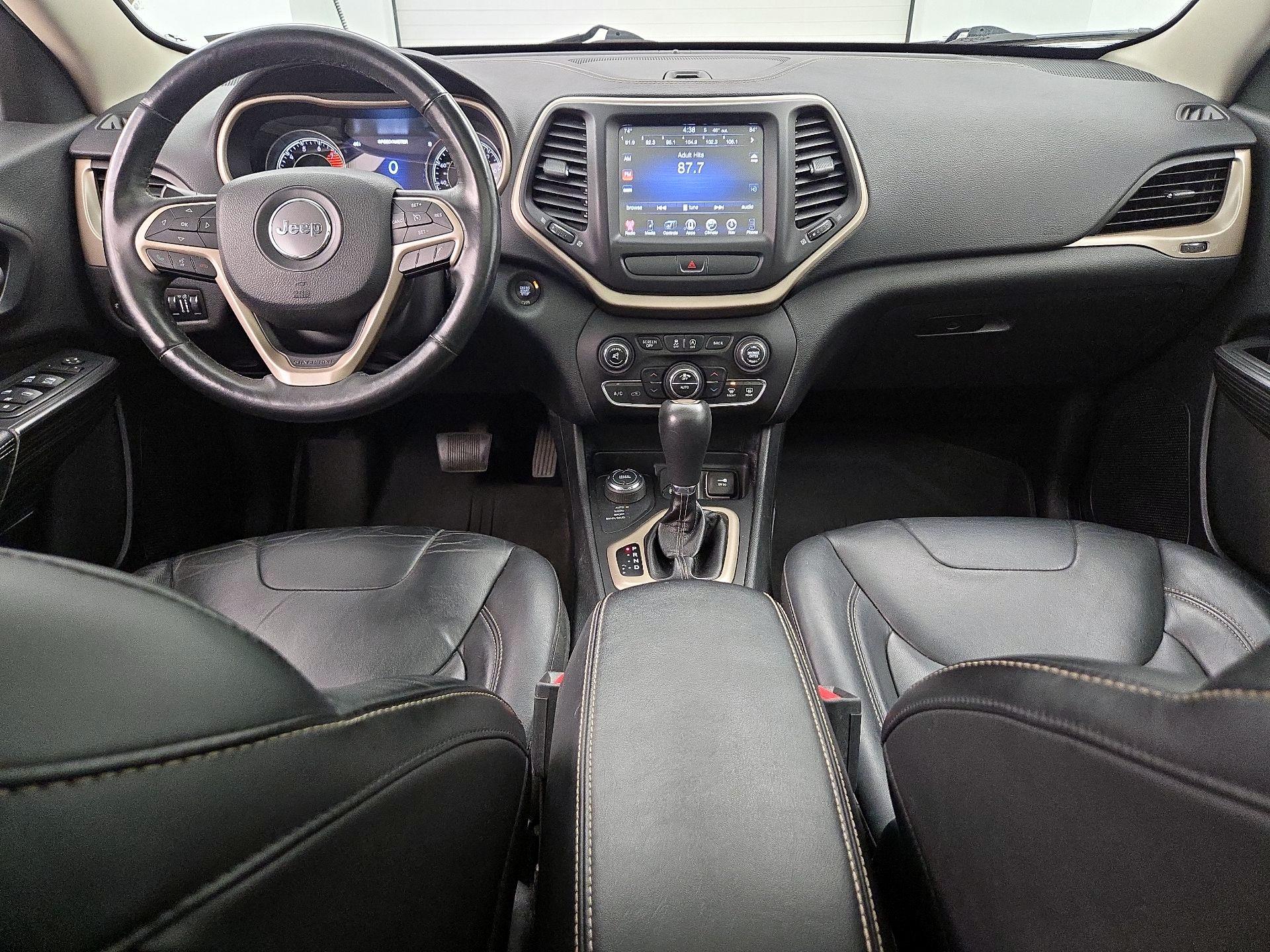 Thumbnail: 2016 Jeep Cherokee - 9