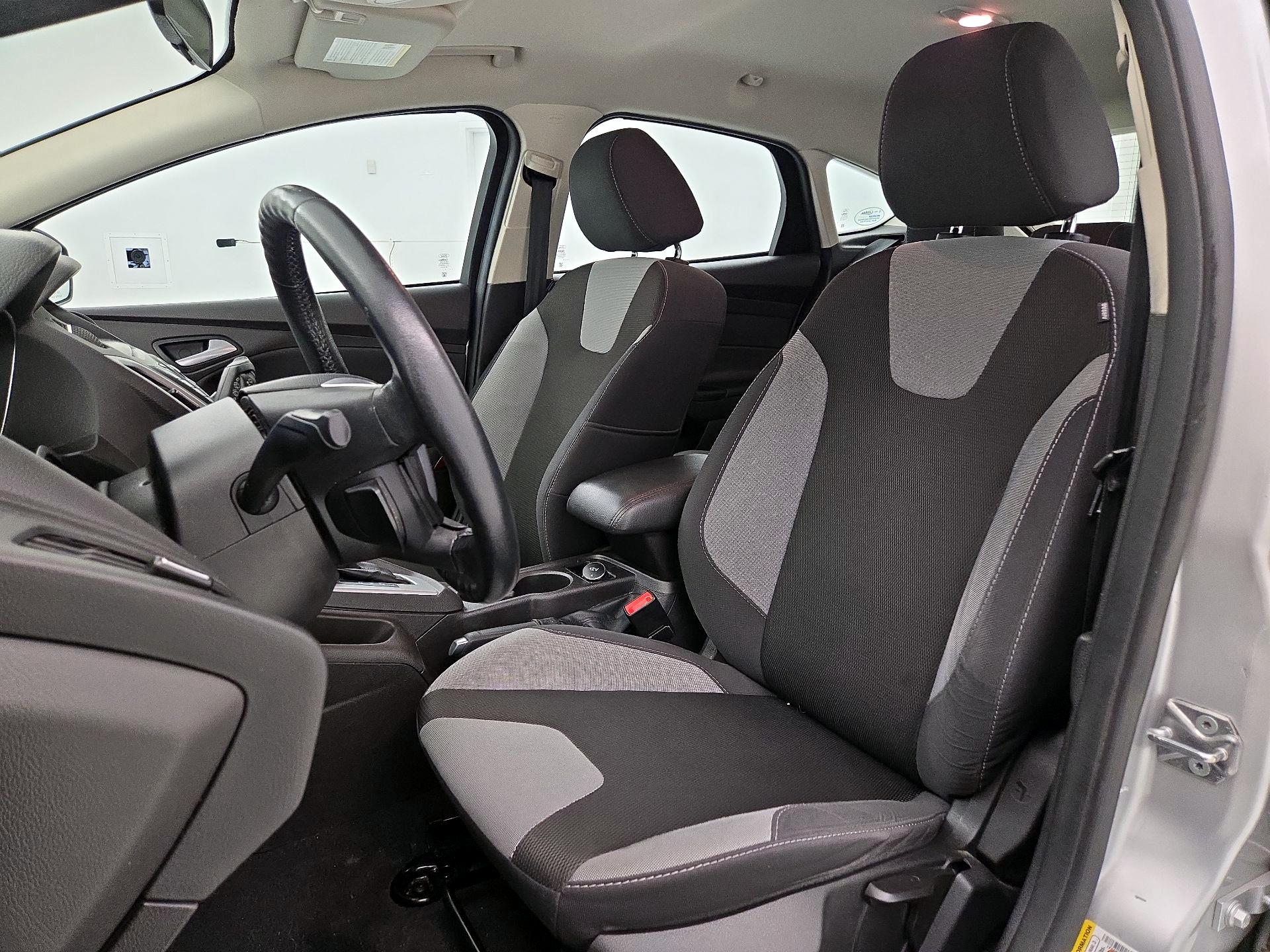 Thumbnail: 2014 Ford Focus - 11