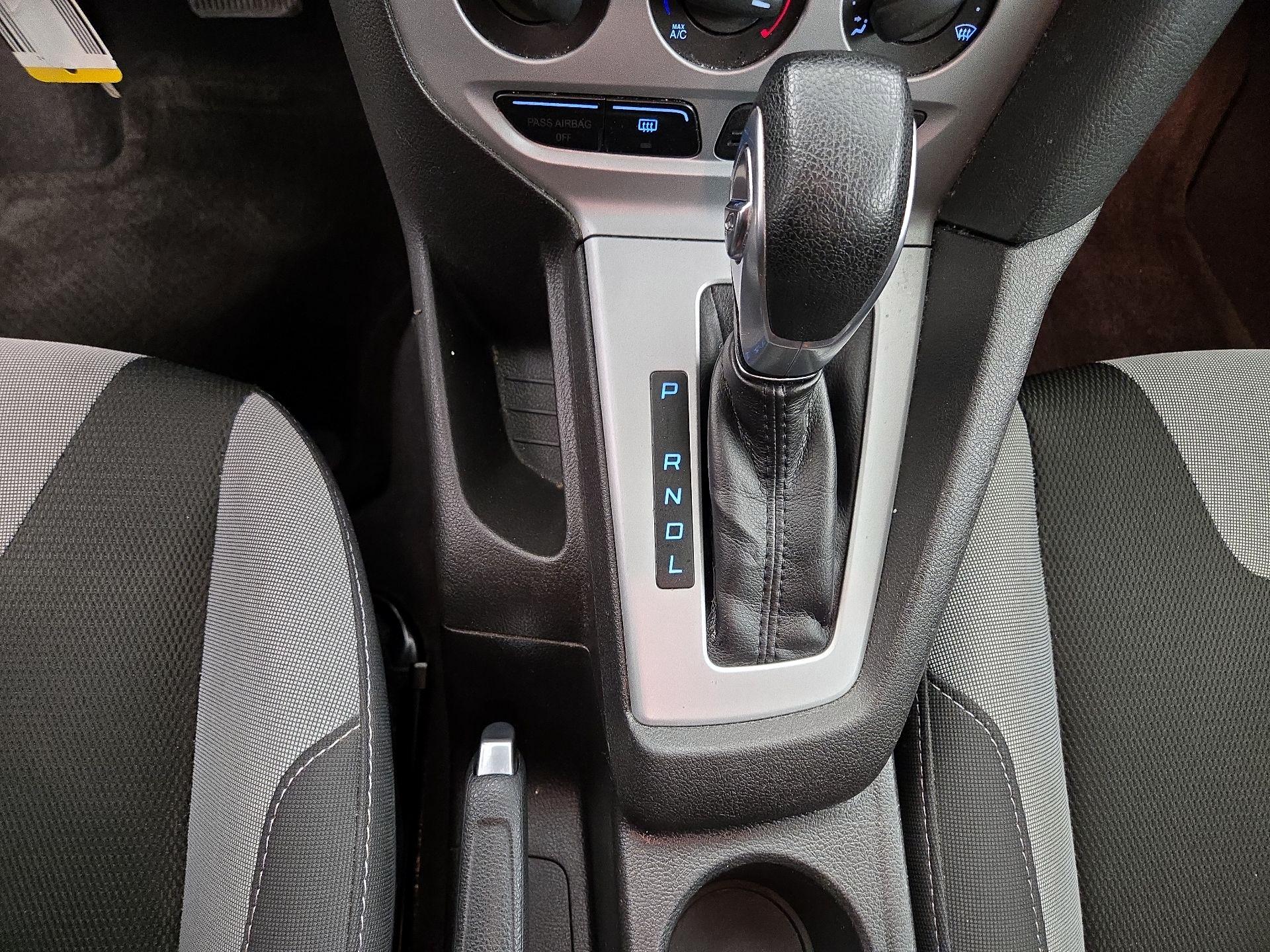 Thumbnail: 2014 Ford Focus - 16