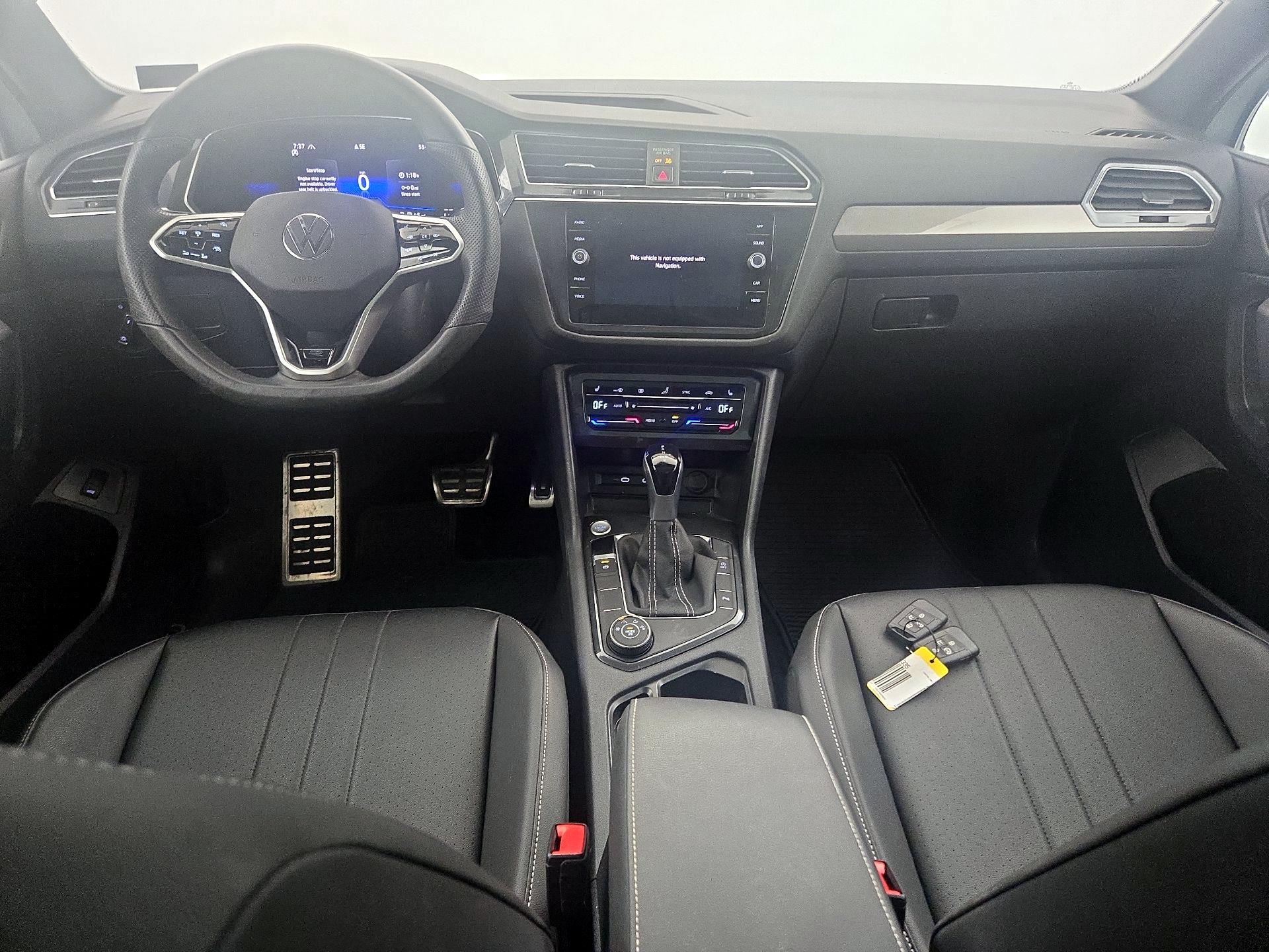 Thumbnail: 2022 Volkswagen Tiguan - 9