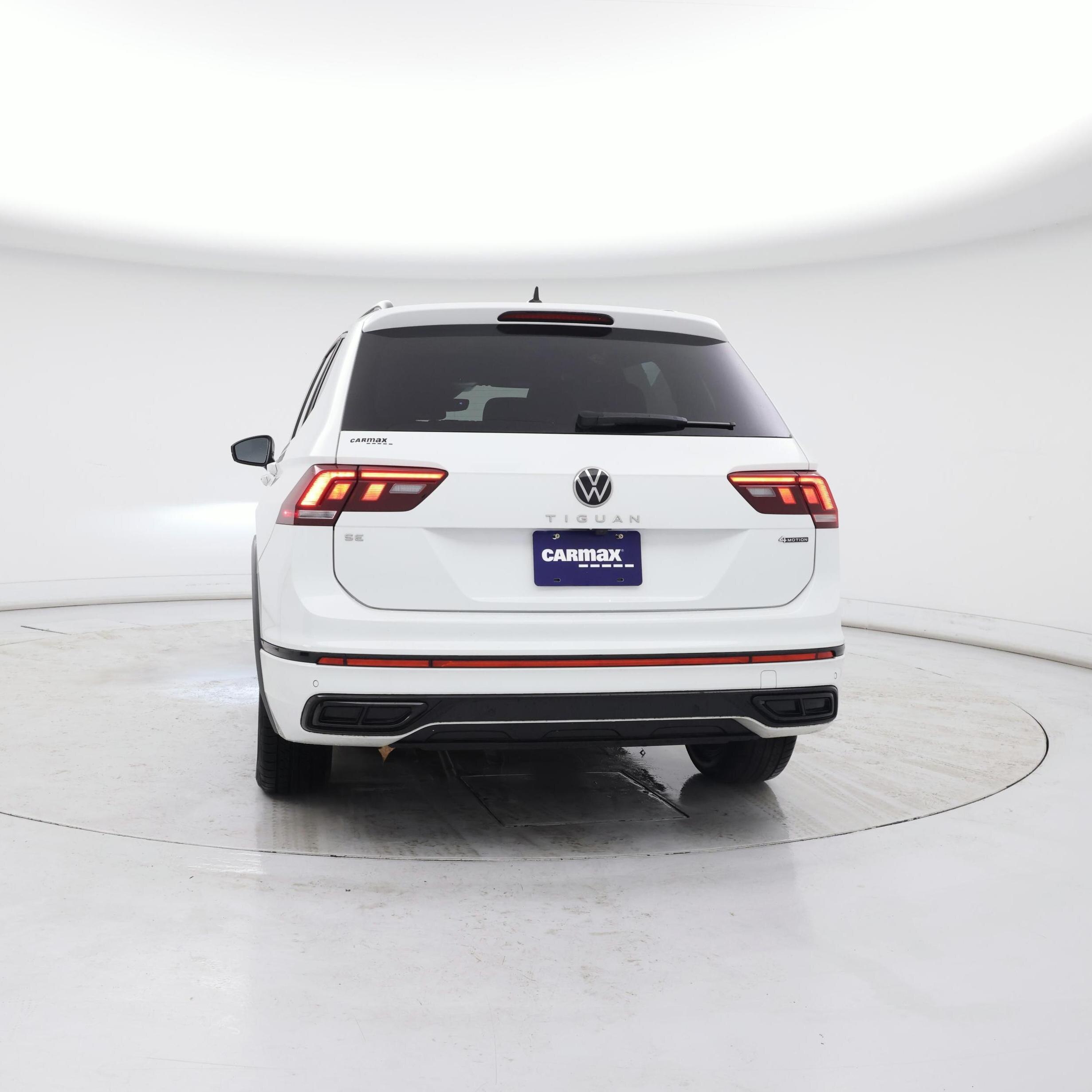 Thumbnail: 2022 Volkswagen Tiguan - 6