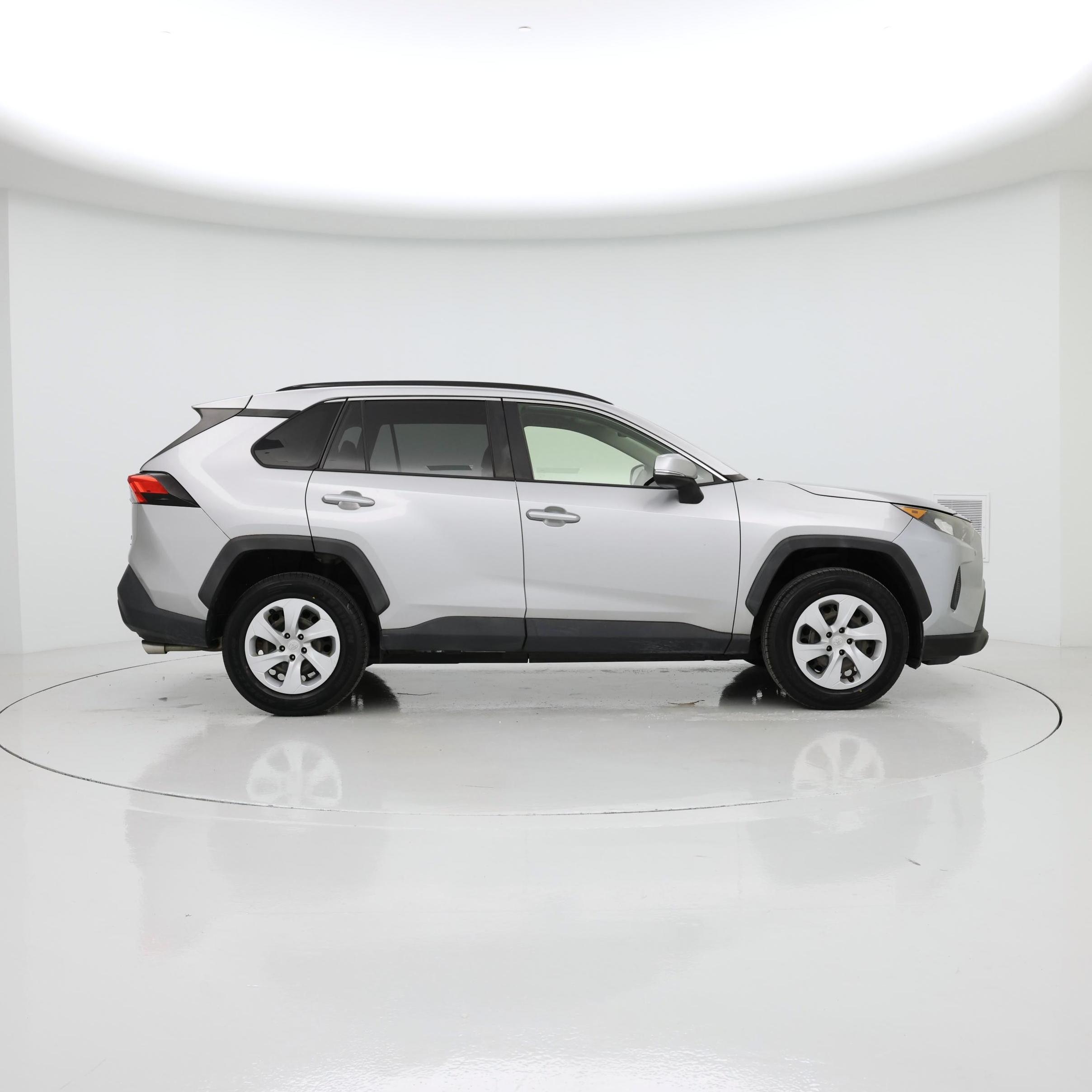 Thumbnail: 2019 Toyota RAV4 - 7