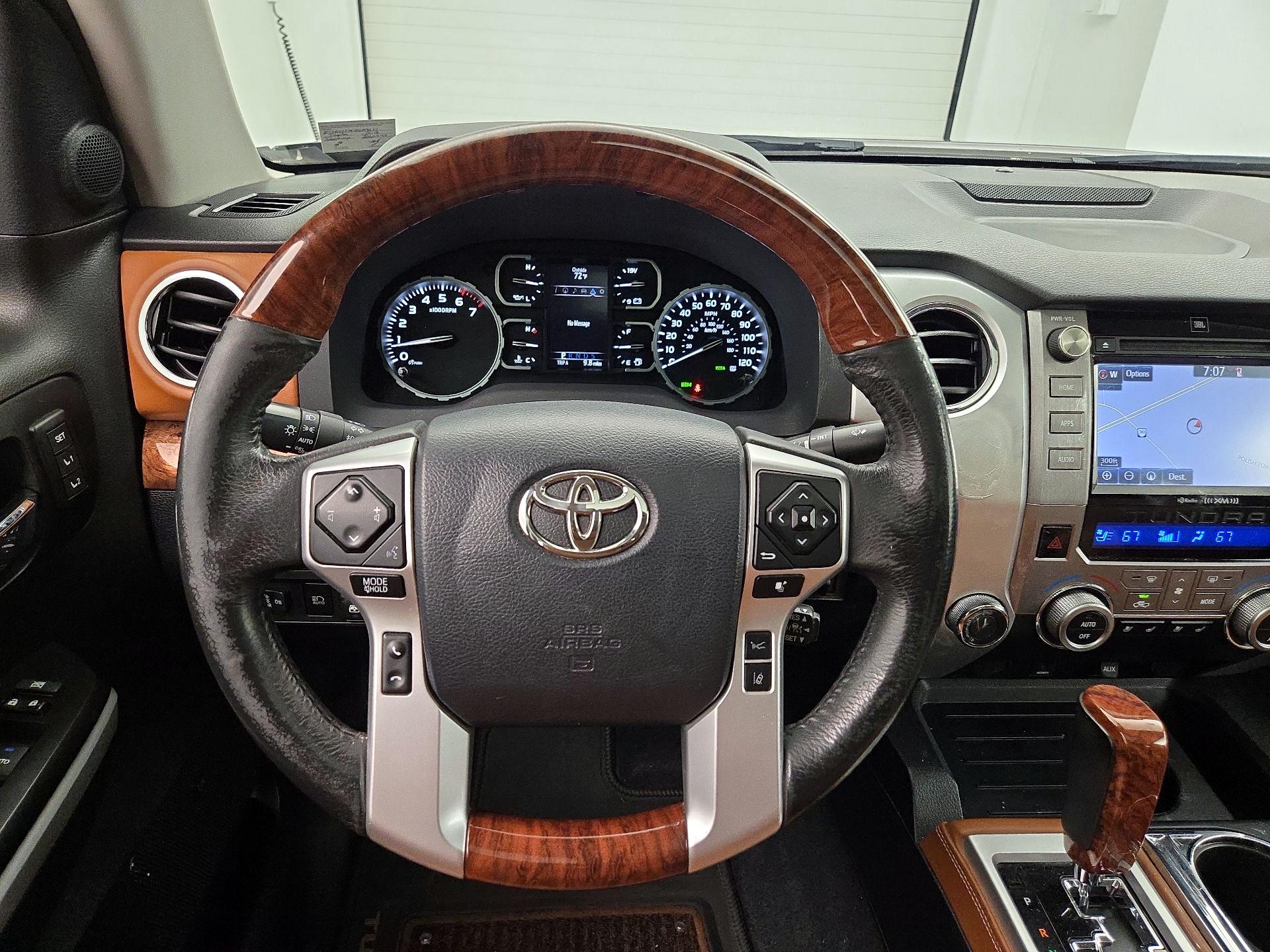 Thumbnail: 2018 Toyota Tundra - 10