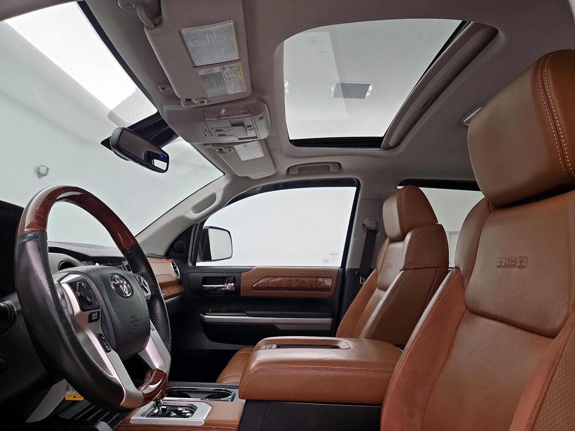 Thumbnail: 2018 Toyota Tundra - 20