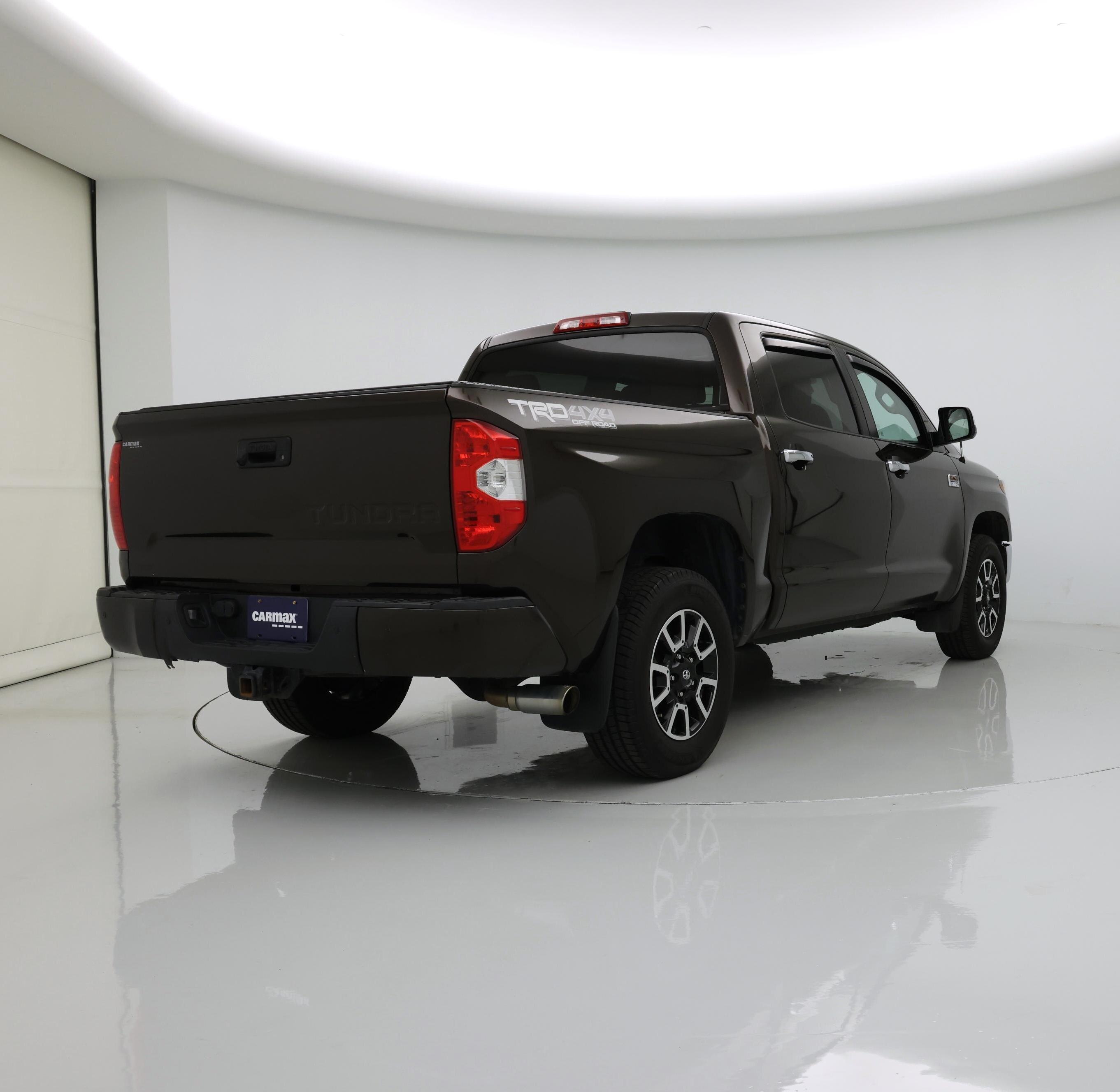 Thumbnail: 2018 Toyota Tundra - 8