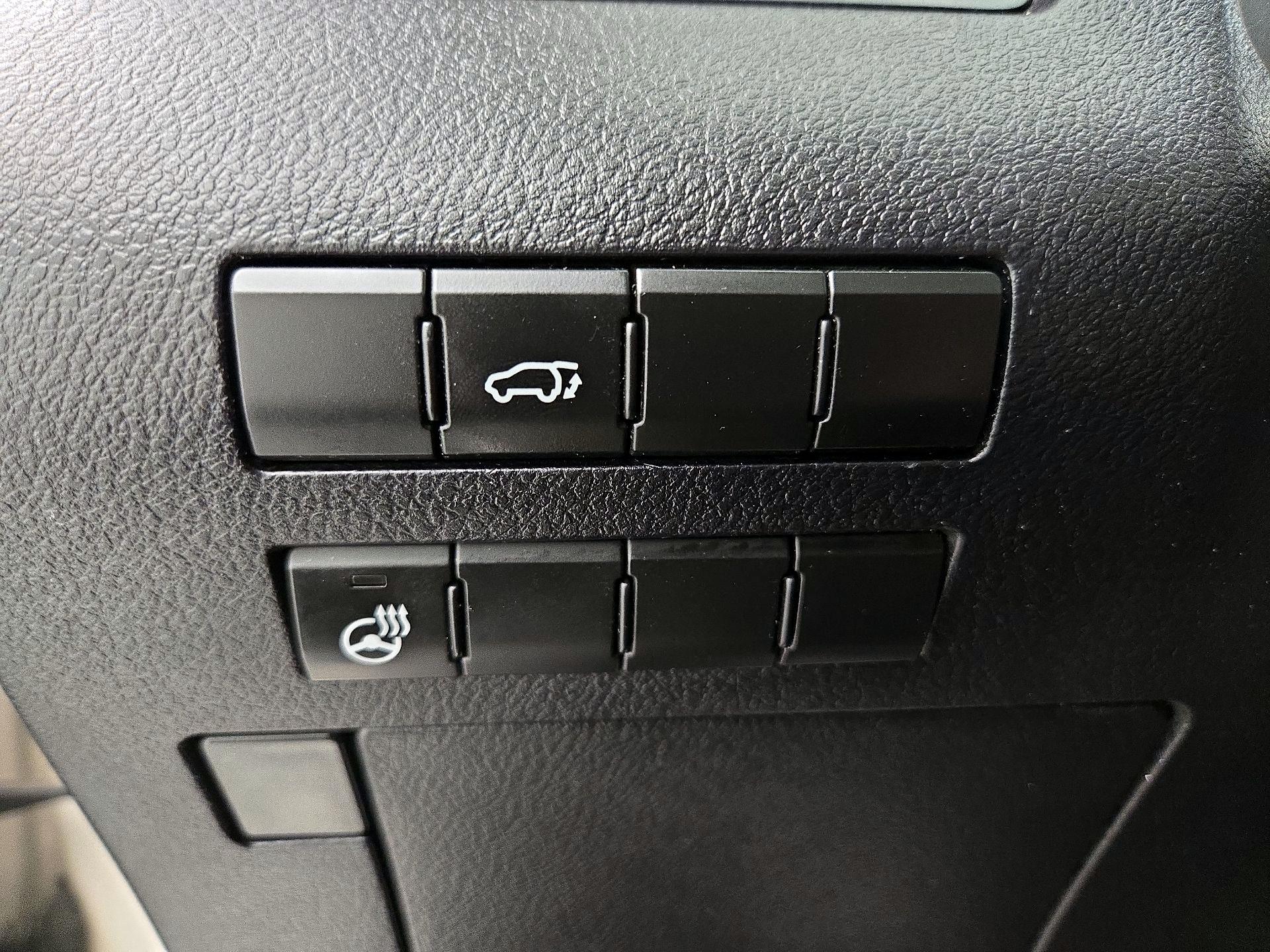 Thumbnail: 2016 Lexus RX - 13