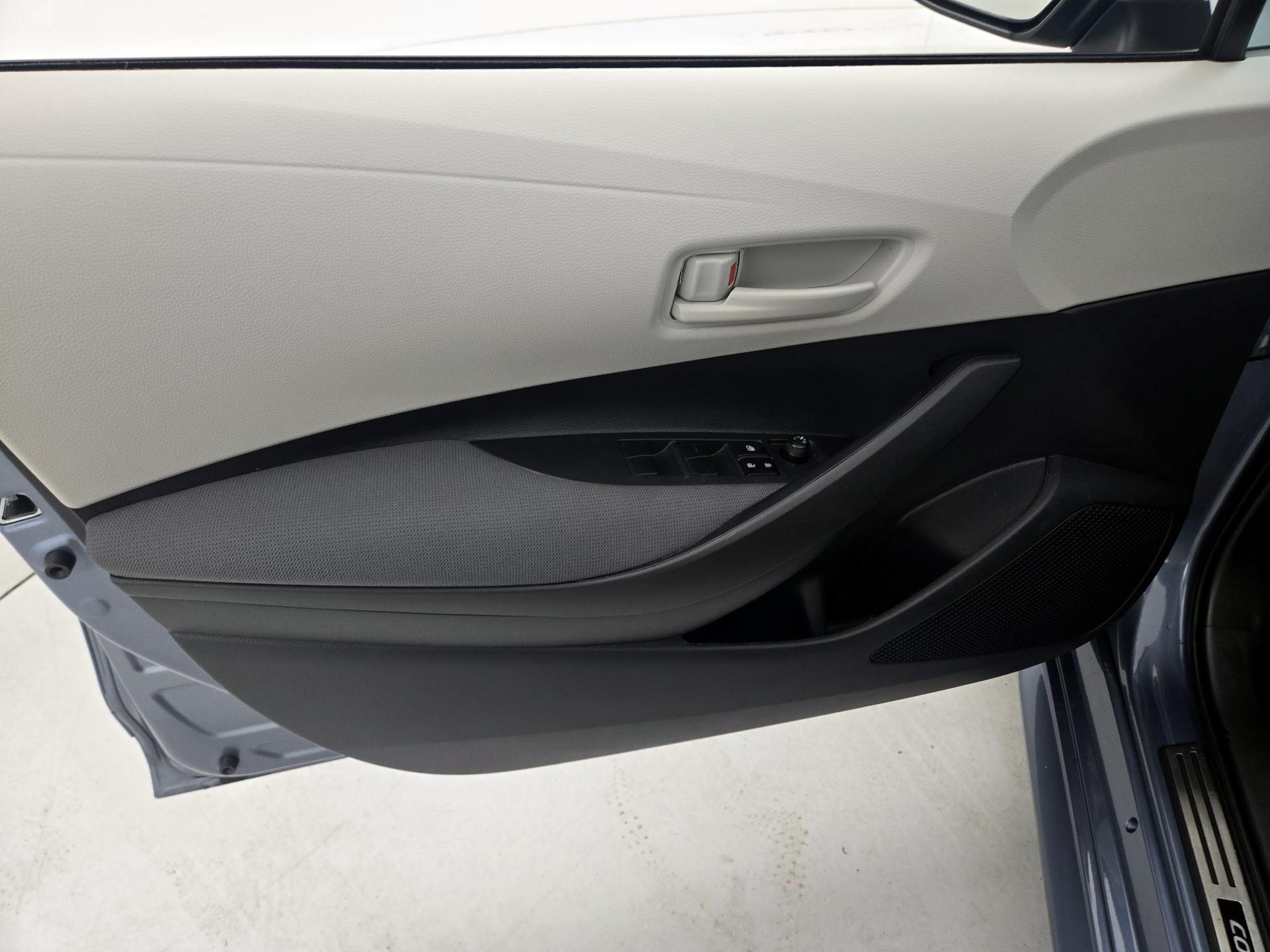 Thumbnail: 2025 Toyota Corolla - 12