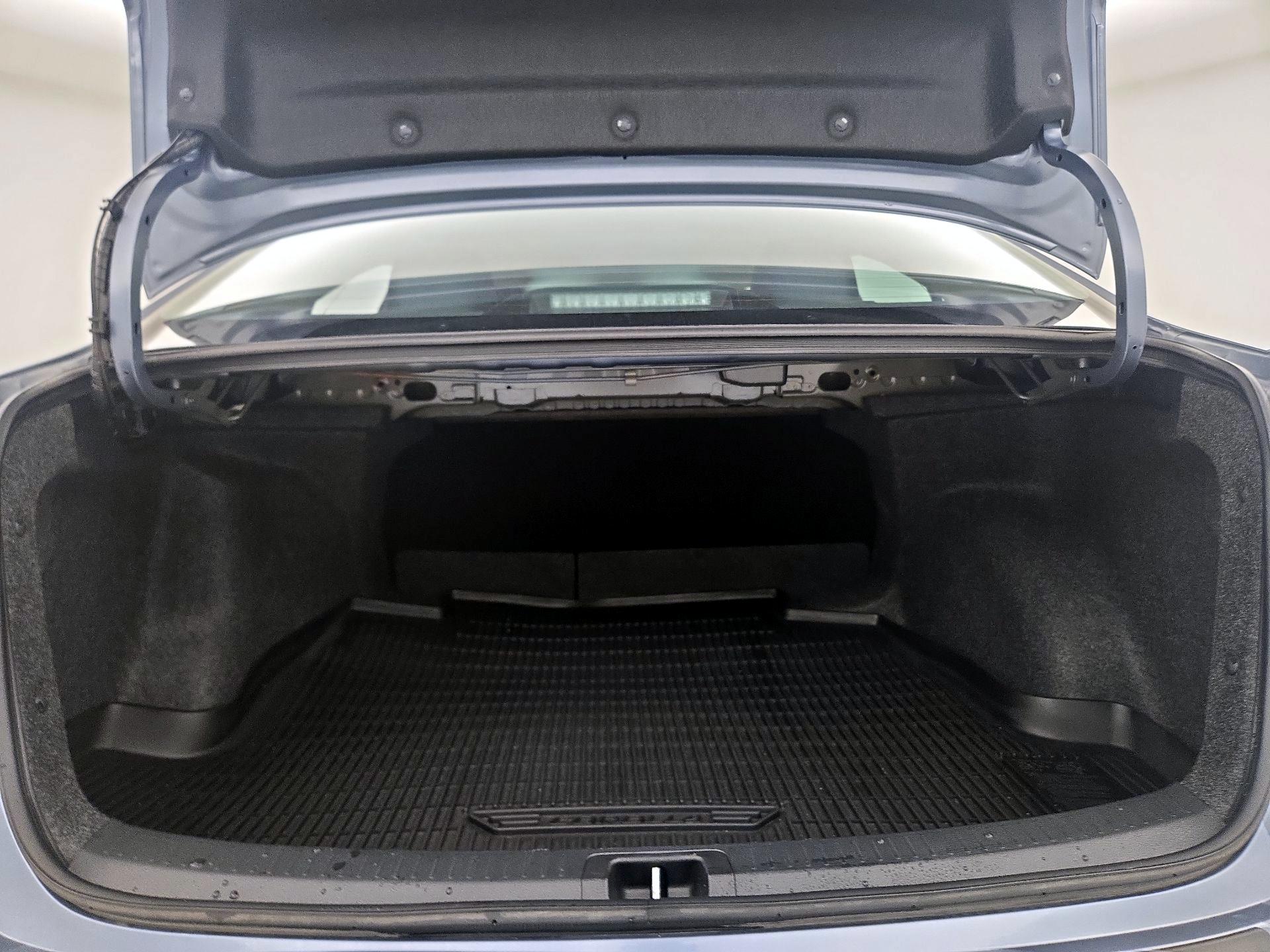 Thumbnail: 2025 Toyota Corolla - 20