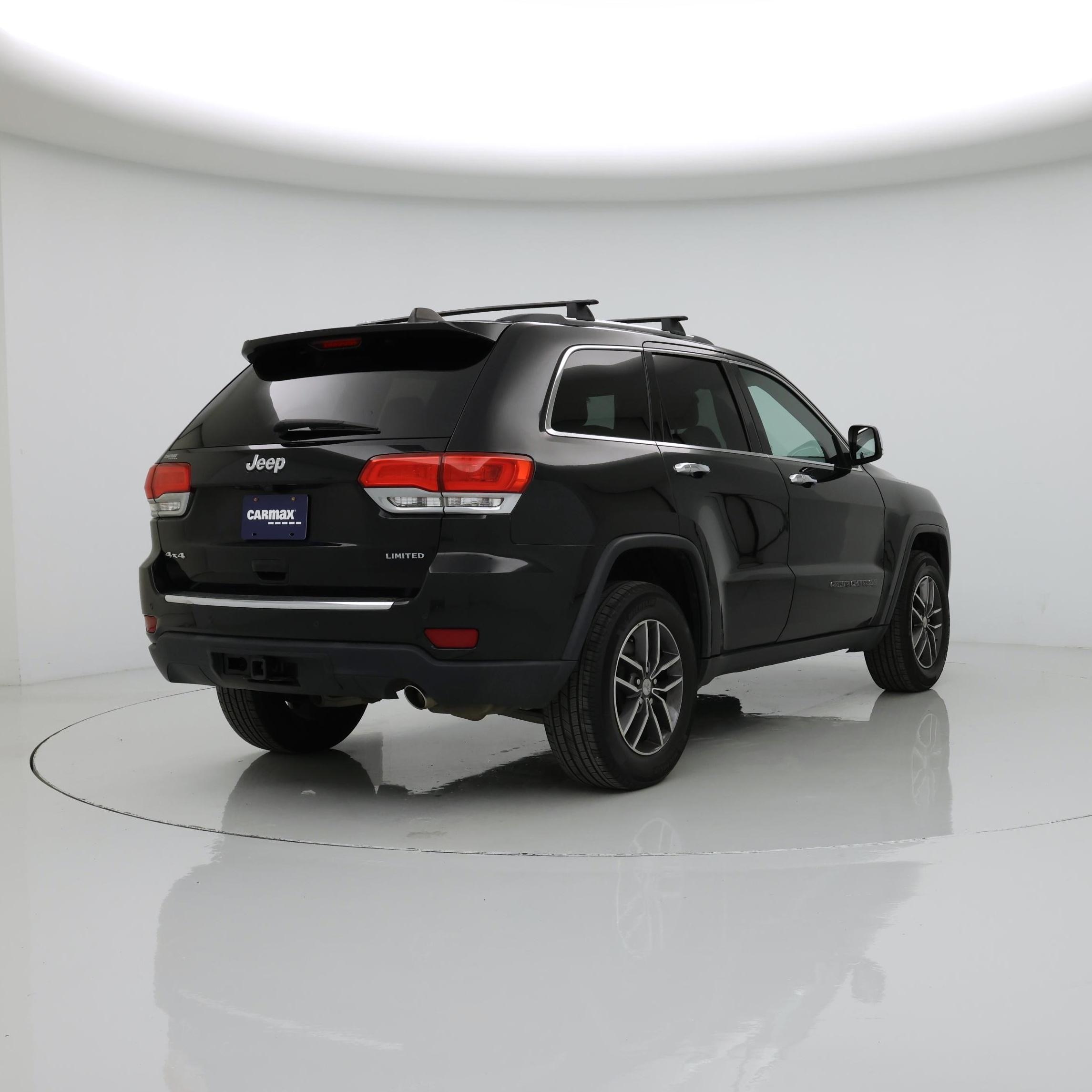 Thumbnail: 2017 Jeep Grand Cherokee - 8