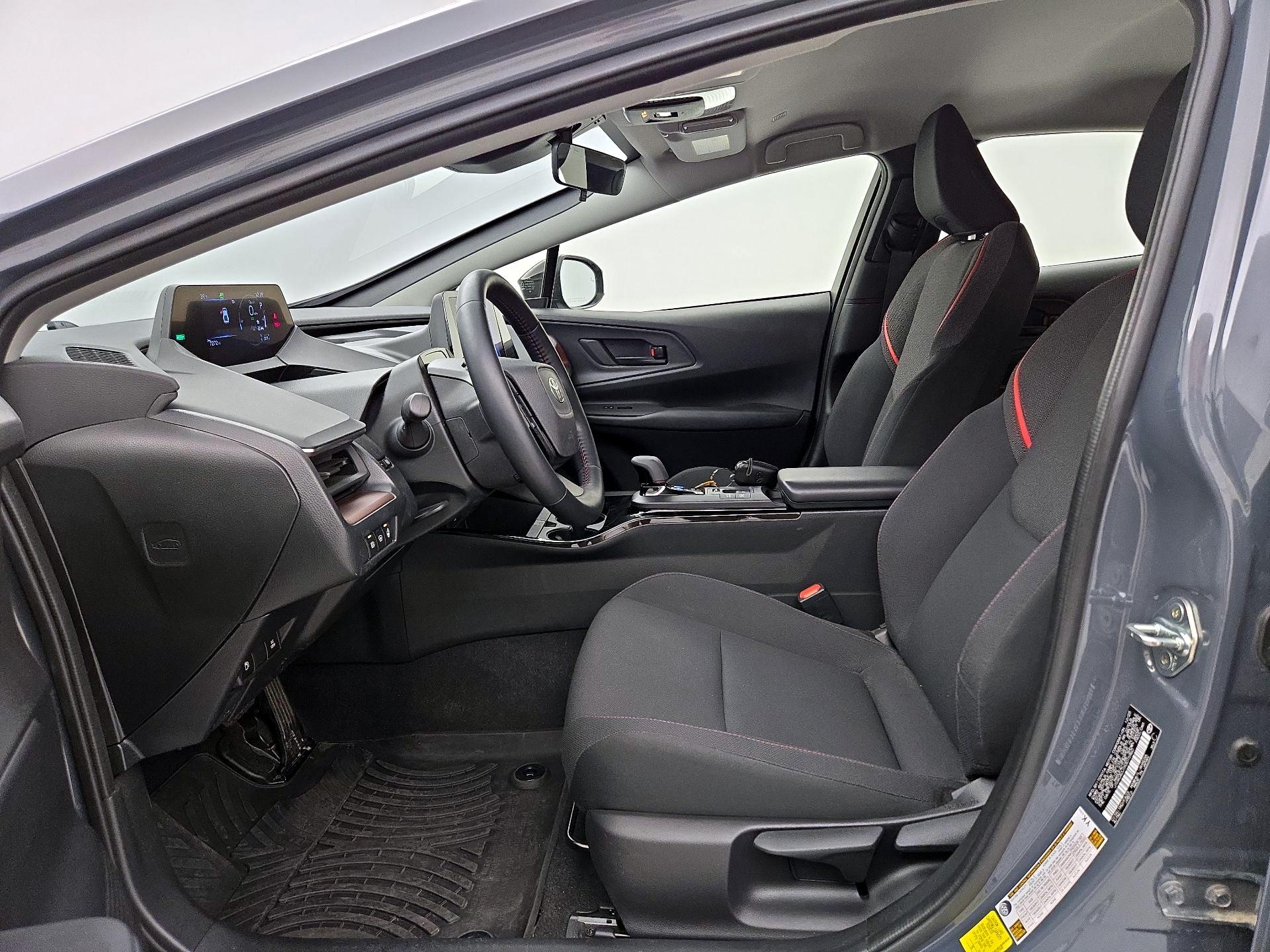 Thumbnail: 2024 Toyota Prius Prime - 11