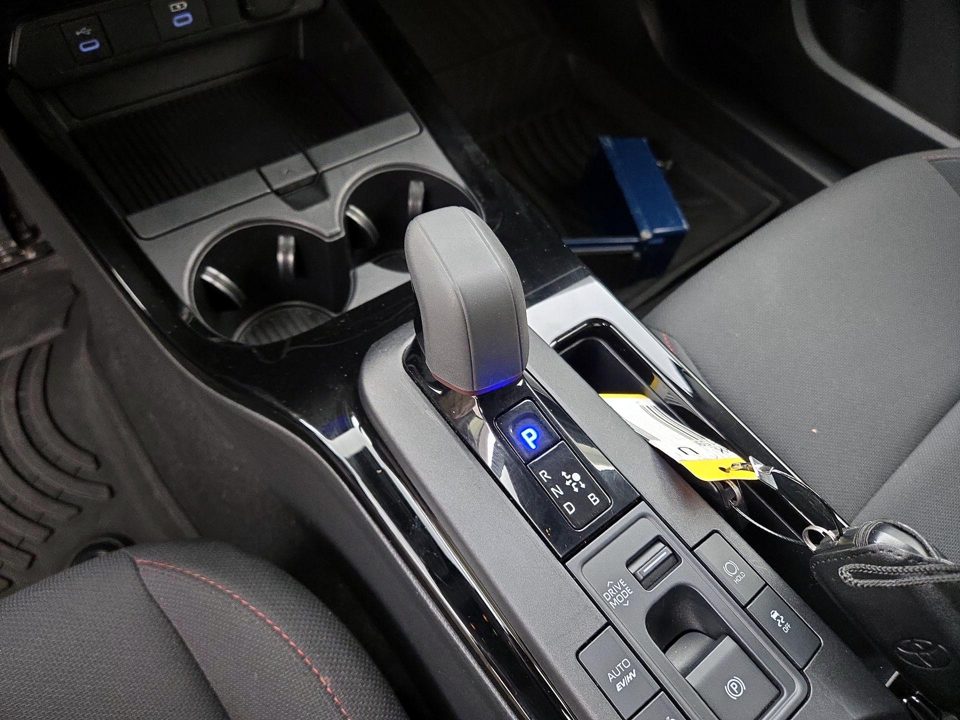 Thumbnail: 2024 Toyota Prius Prime - 17