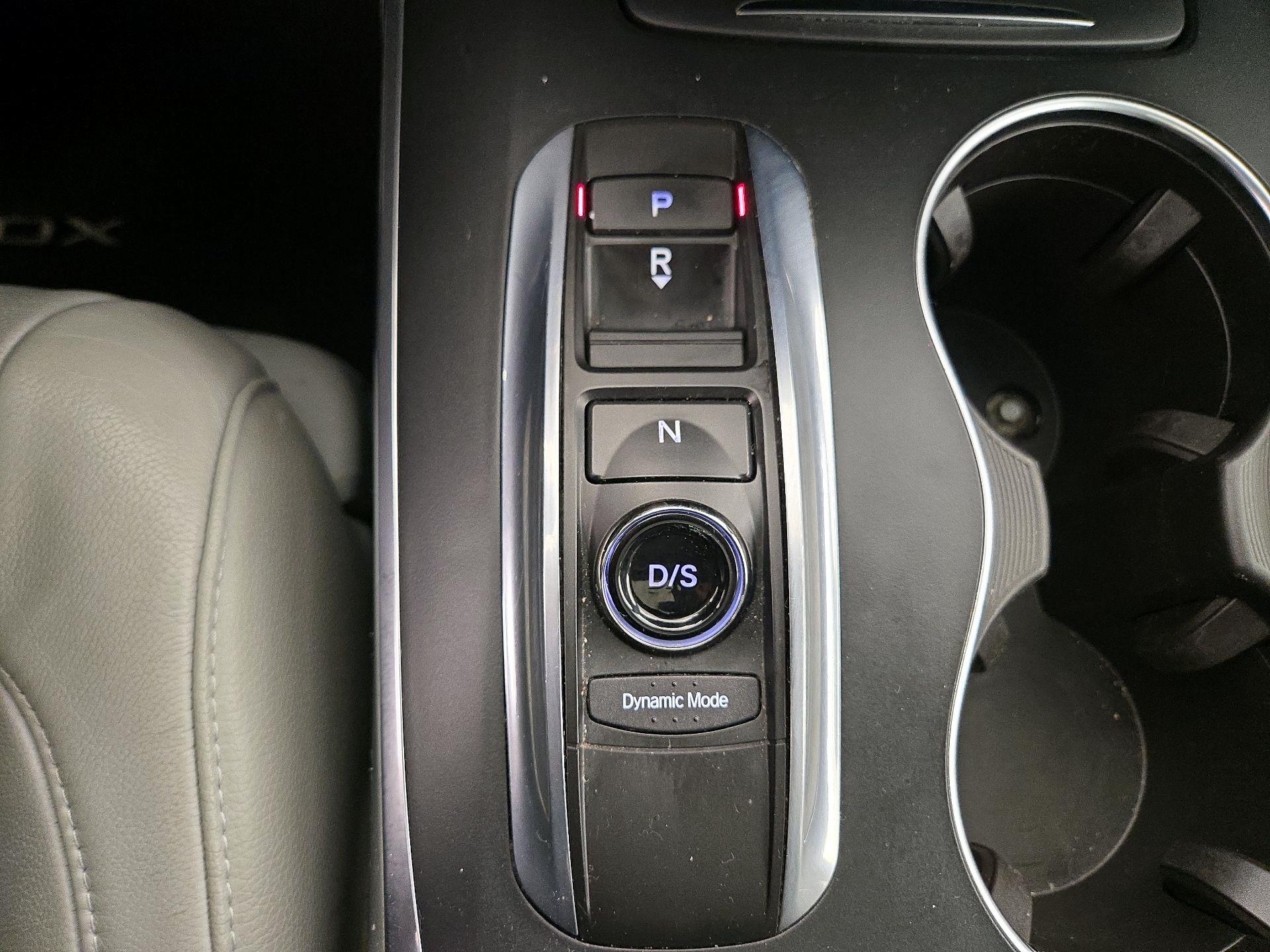 Thumbnail: 2018 Acura MDX - 18