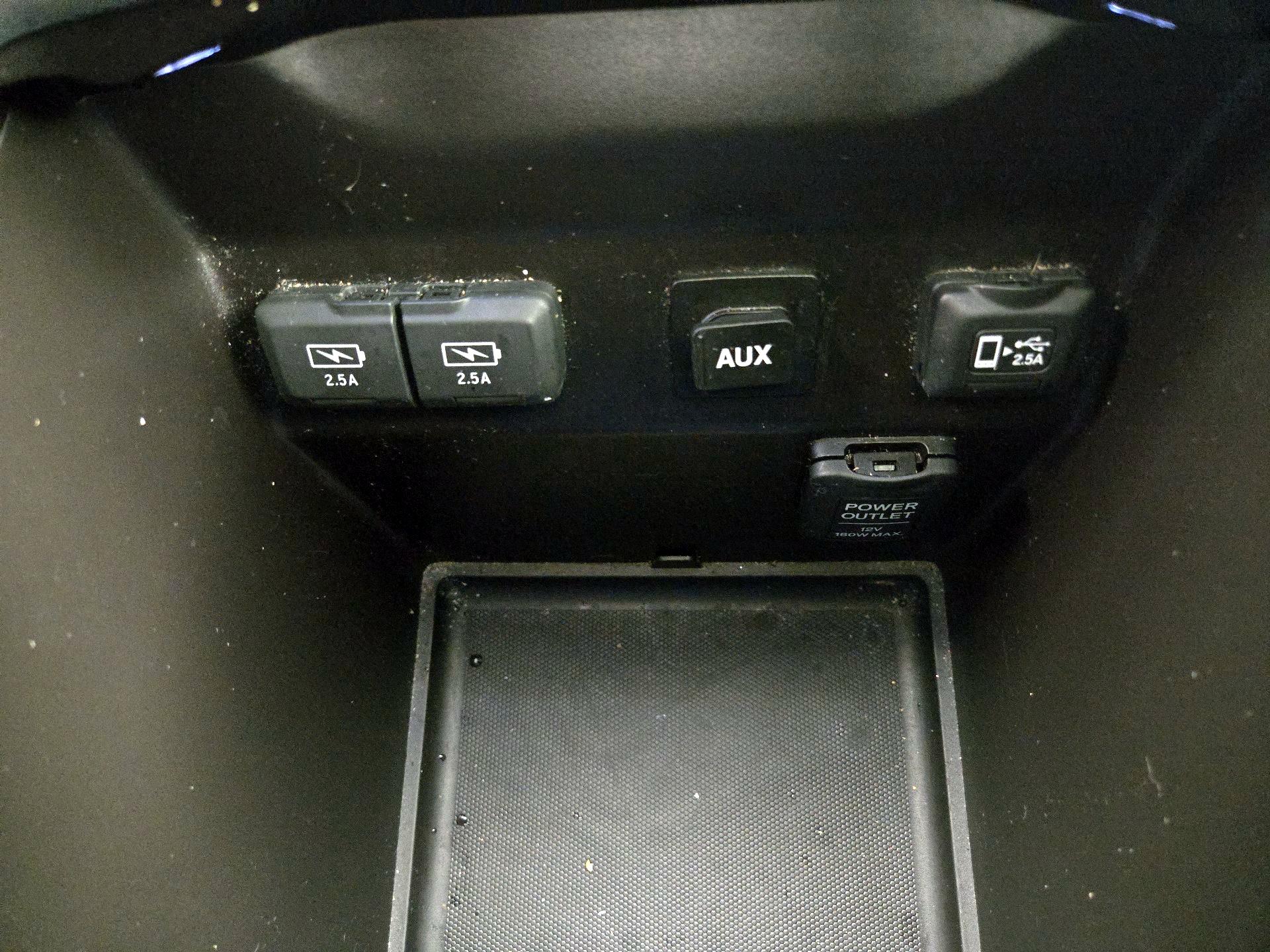 Thumbnail: 2018 Acura MDX - 19