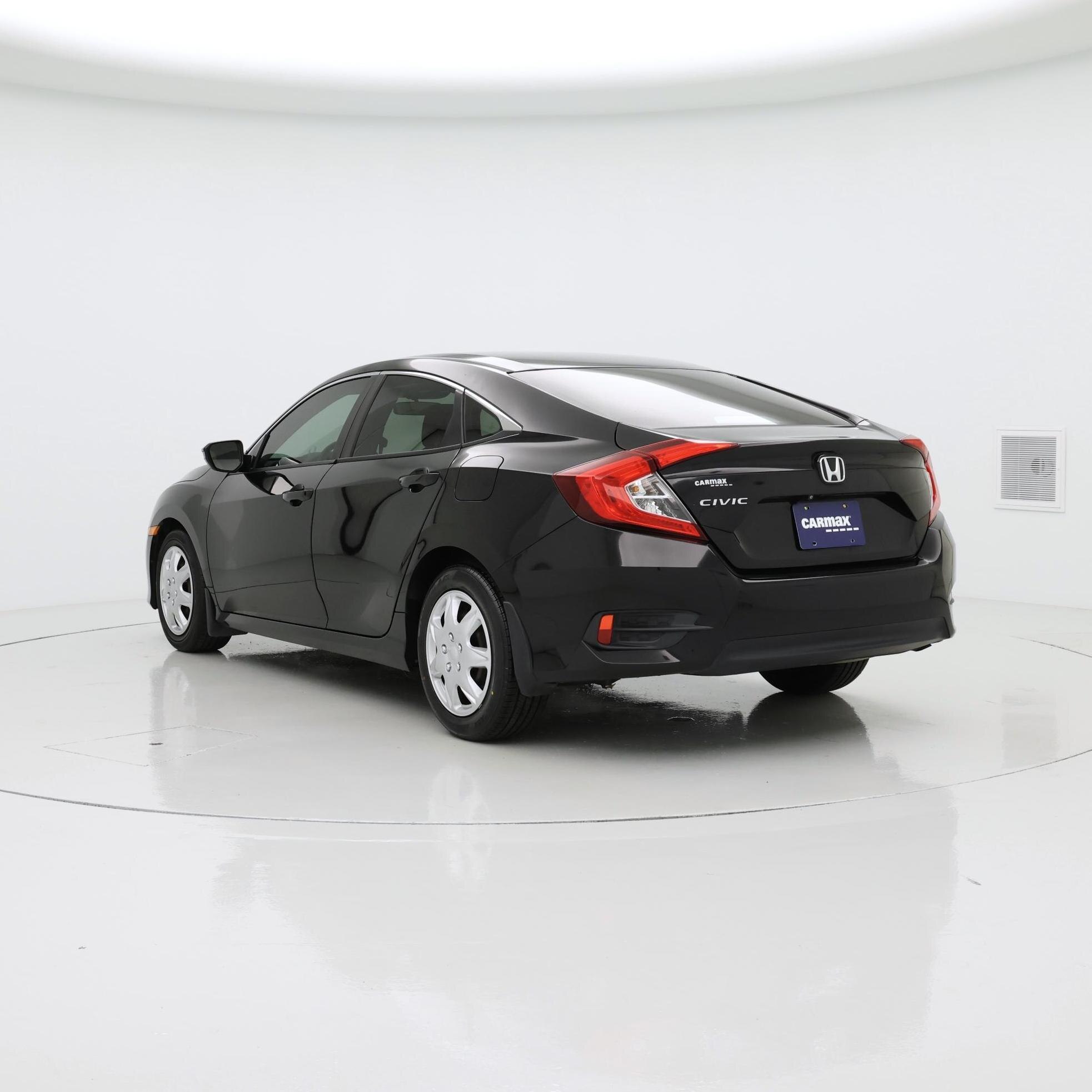 Thumbnail: 2017 Honda Civic - 2