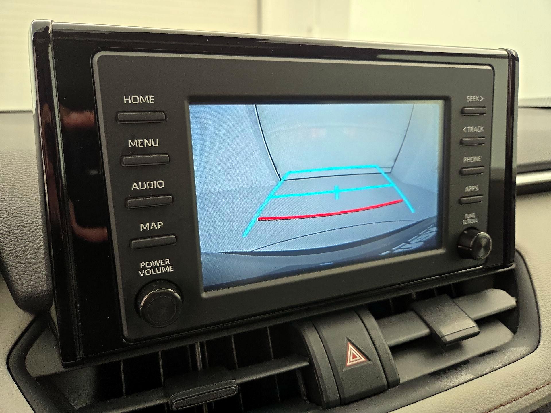 Thumbnail: 2019 Toyota RAV4 - 14