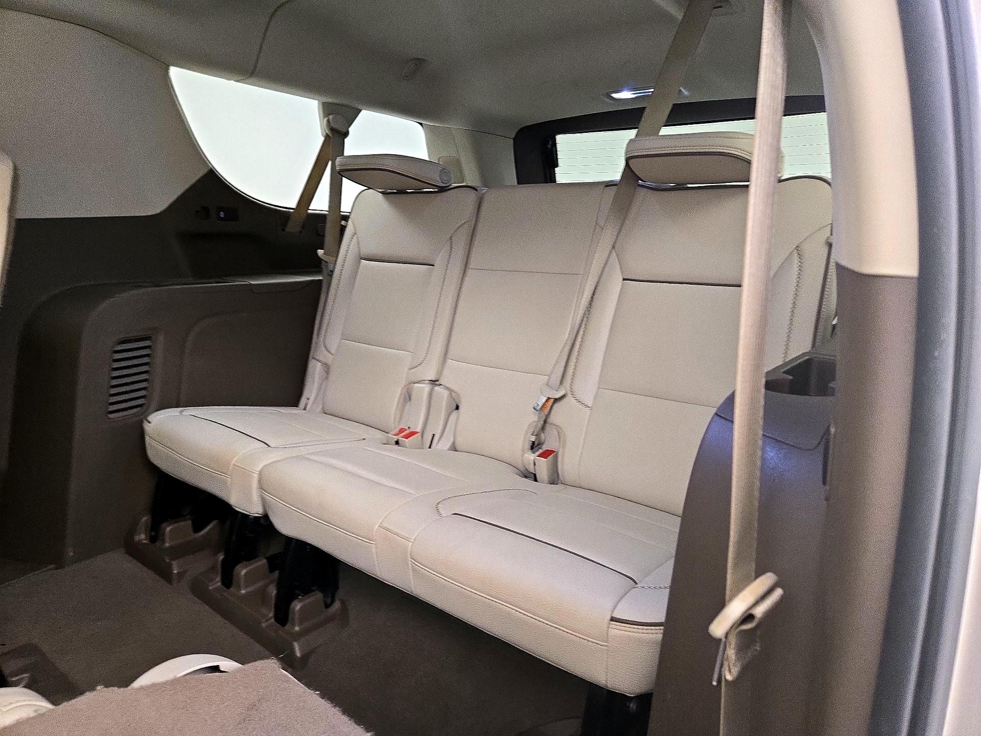 Thumbnail: 2022 GMC Yukon XL - 20