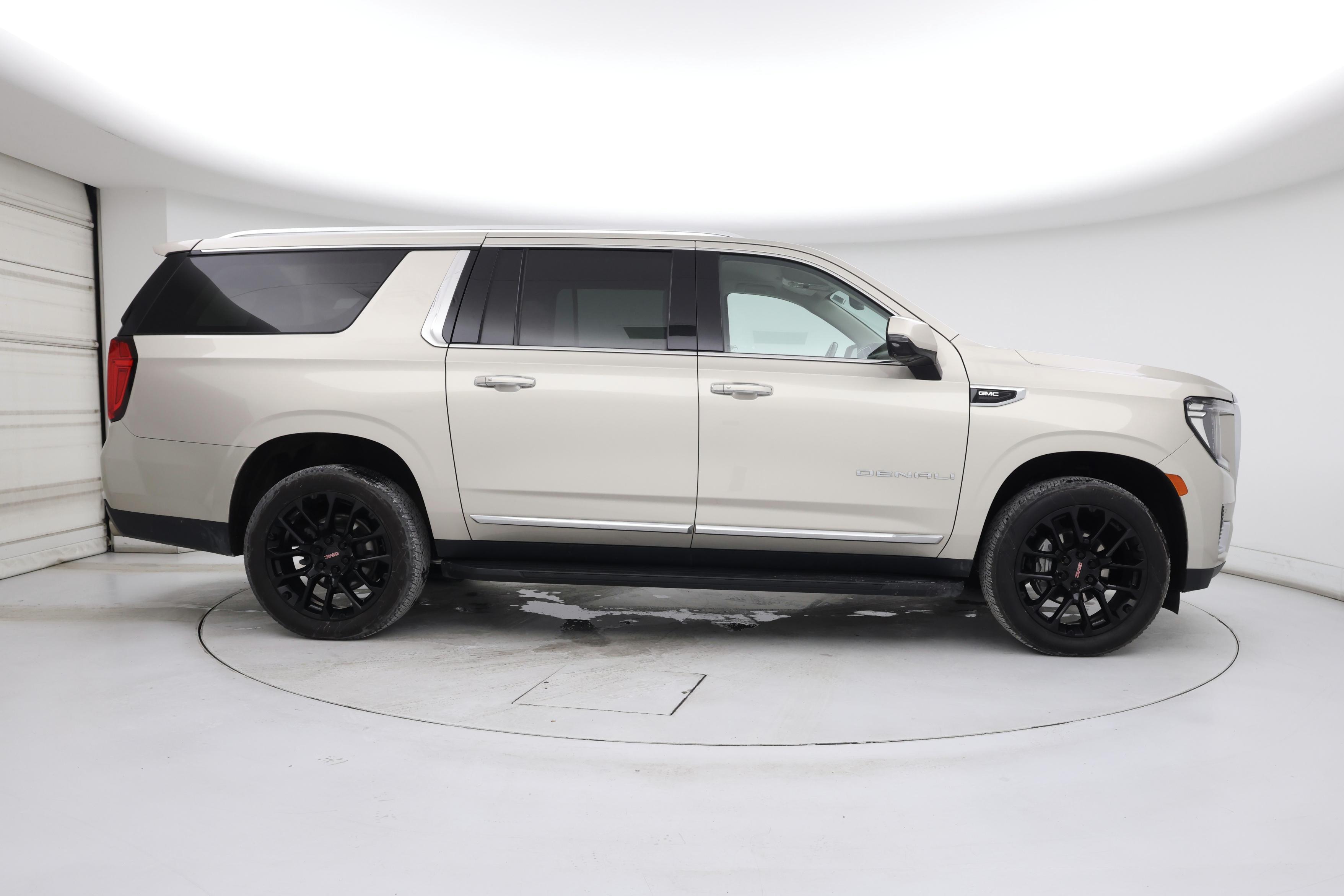 Thumbnail: 2022 GMC Yukon XL - 7