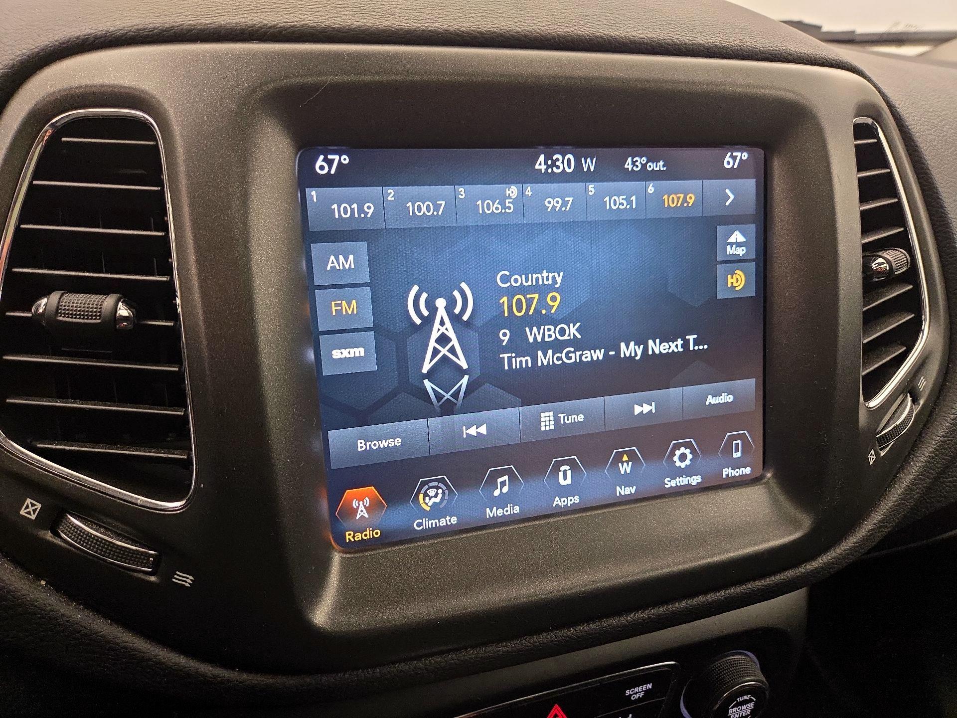 Thumbnail: 2018 Jeep Compass - 16