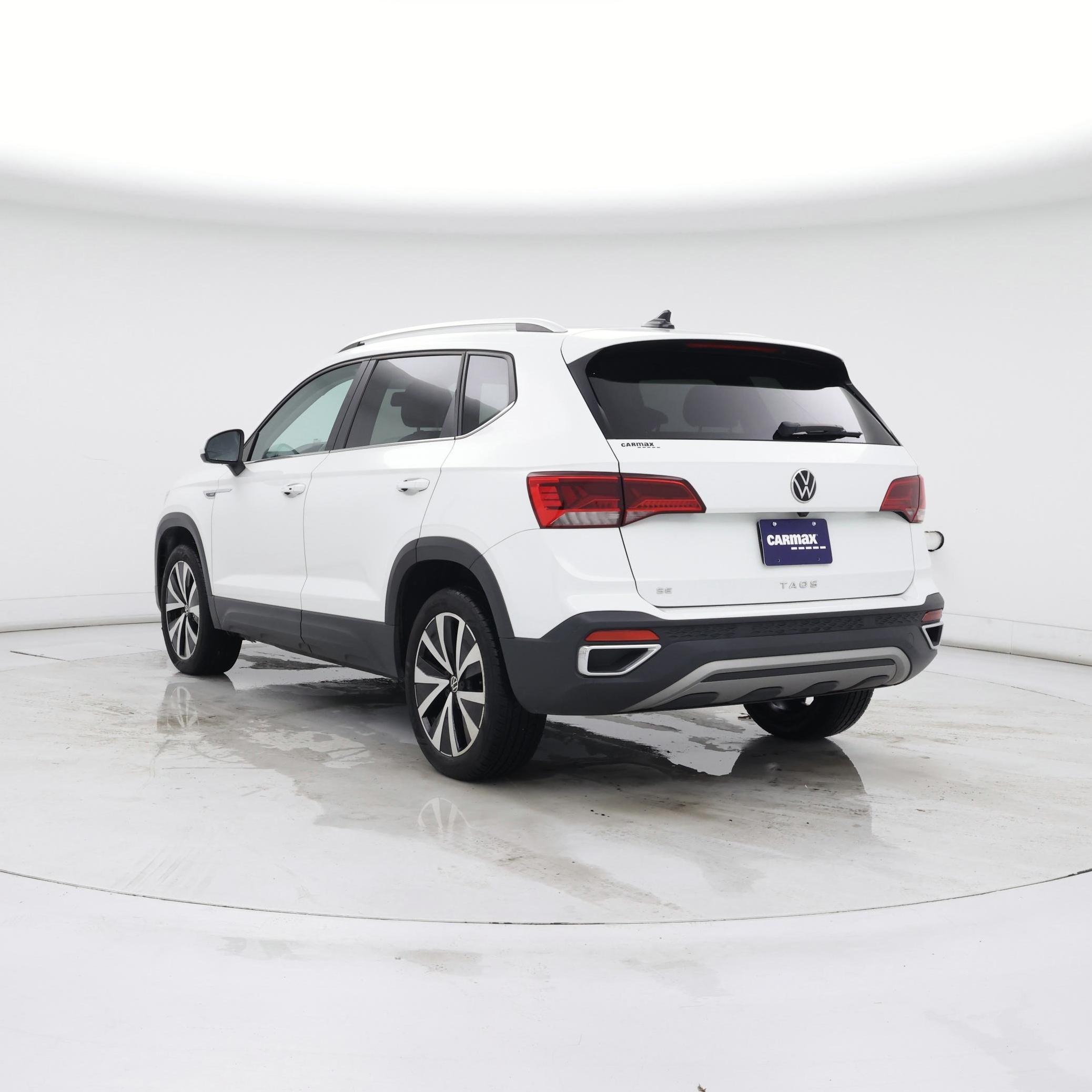 Thumbnail: 2022 Volkswagen Taos - 2