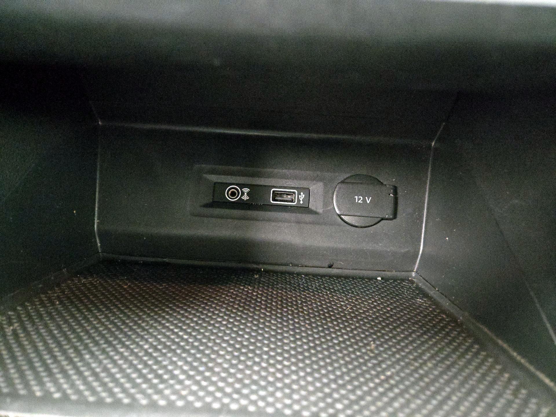 Thumbnail: 2018 Volkswagen Atlas - 18