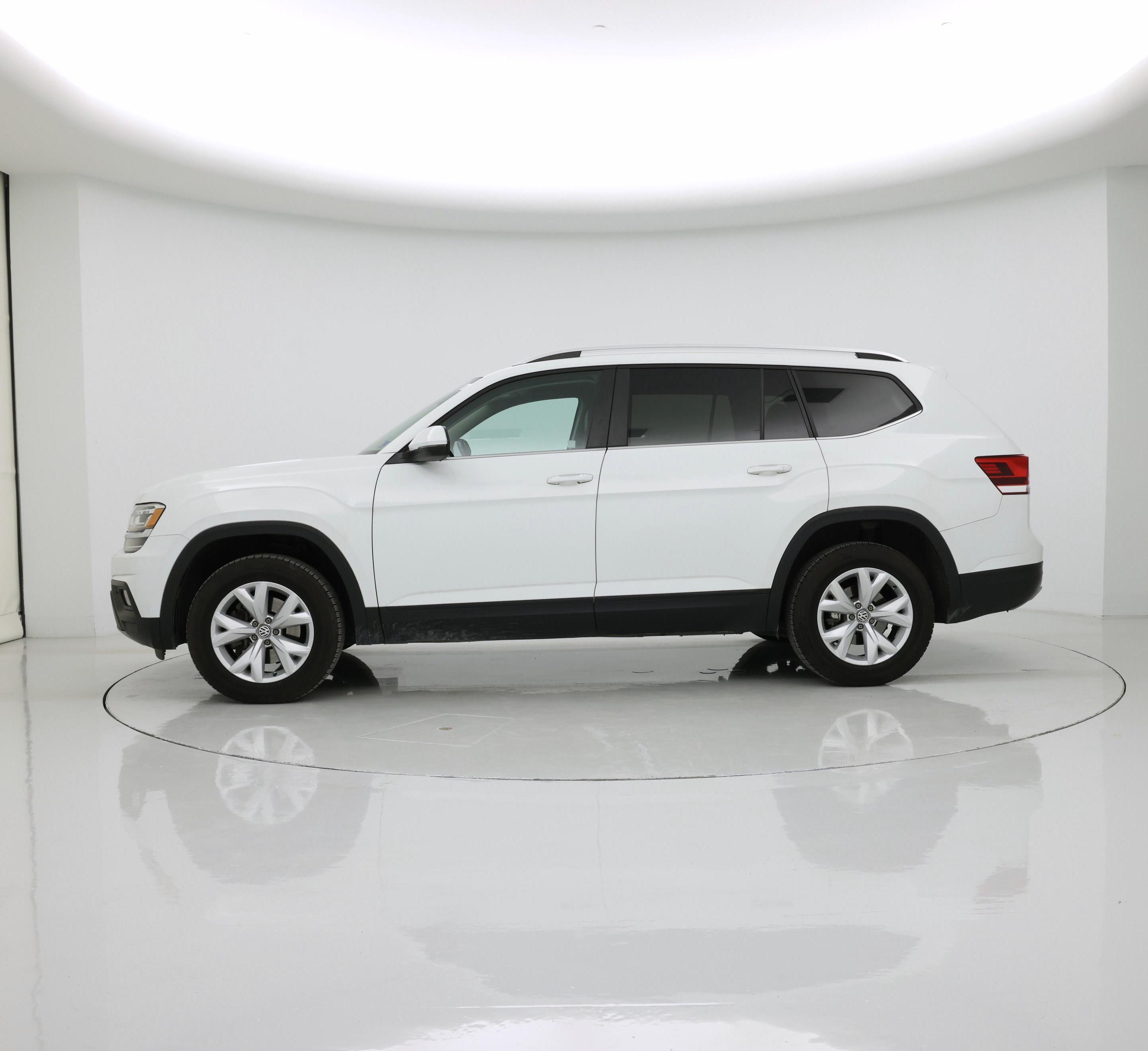 Thumbnail: 2018 Volkswagen Atlas - 3