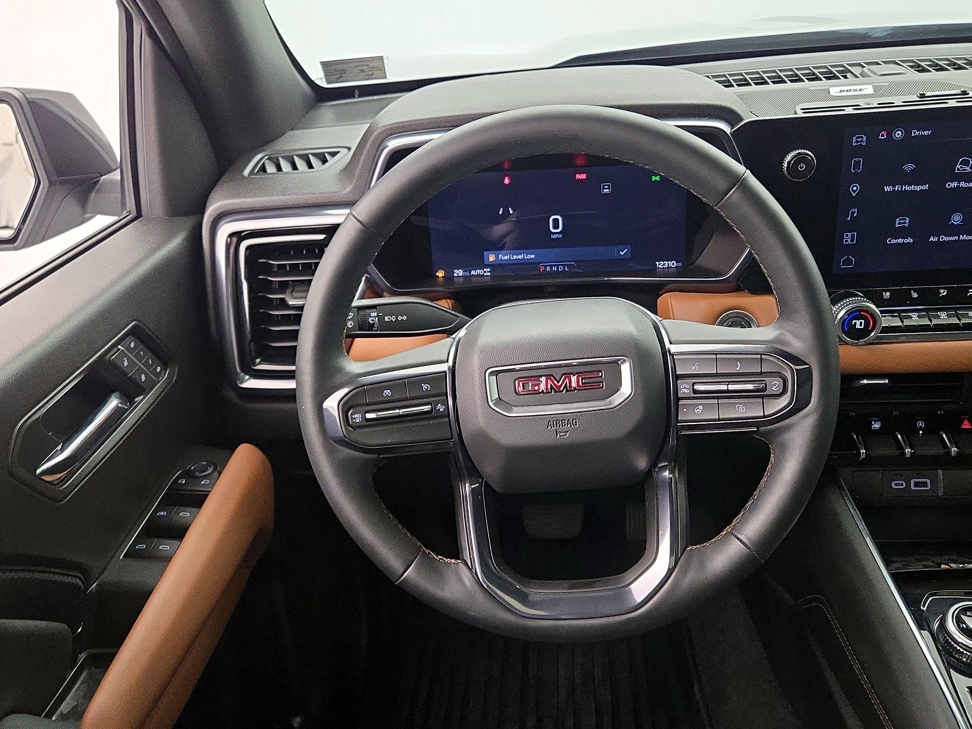 Thumbnail: 2025 GMC Canyon - 10