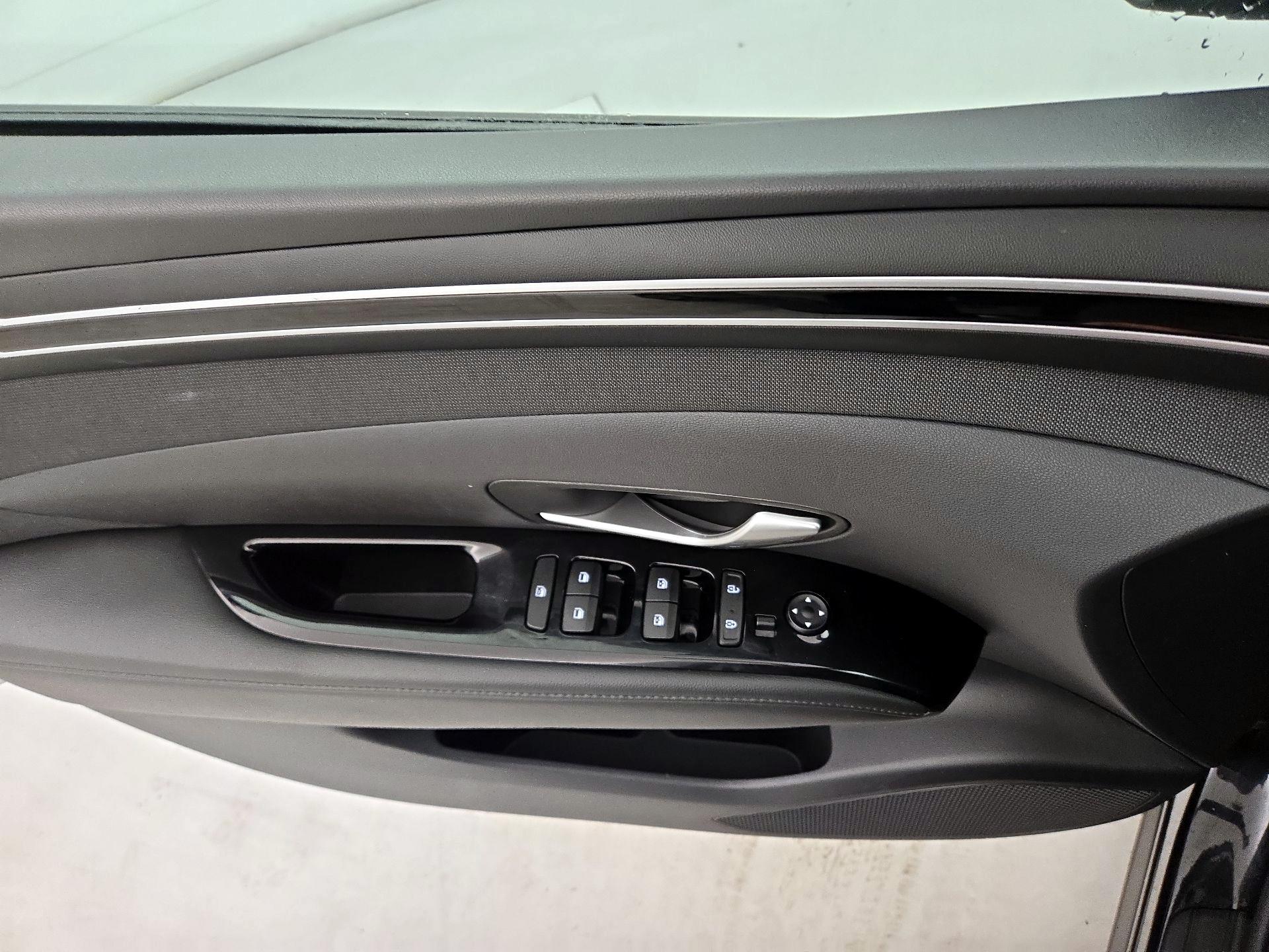 Thumbnail: 2022 Hyundai Tucson - 12