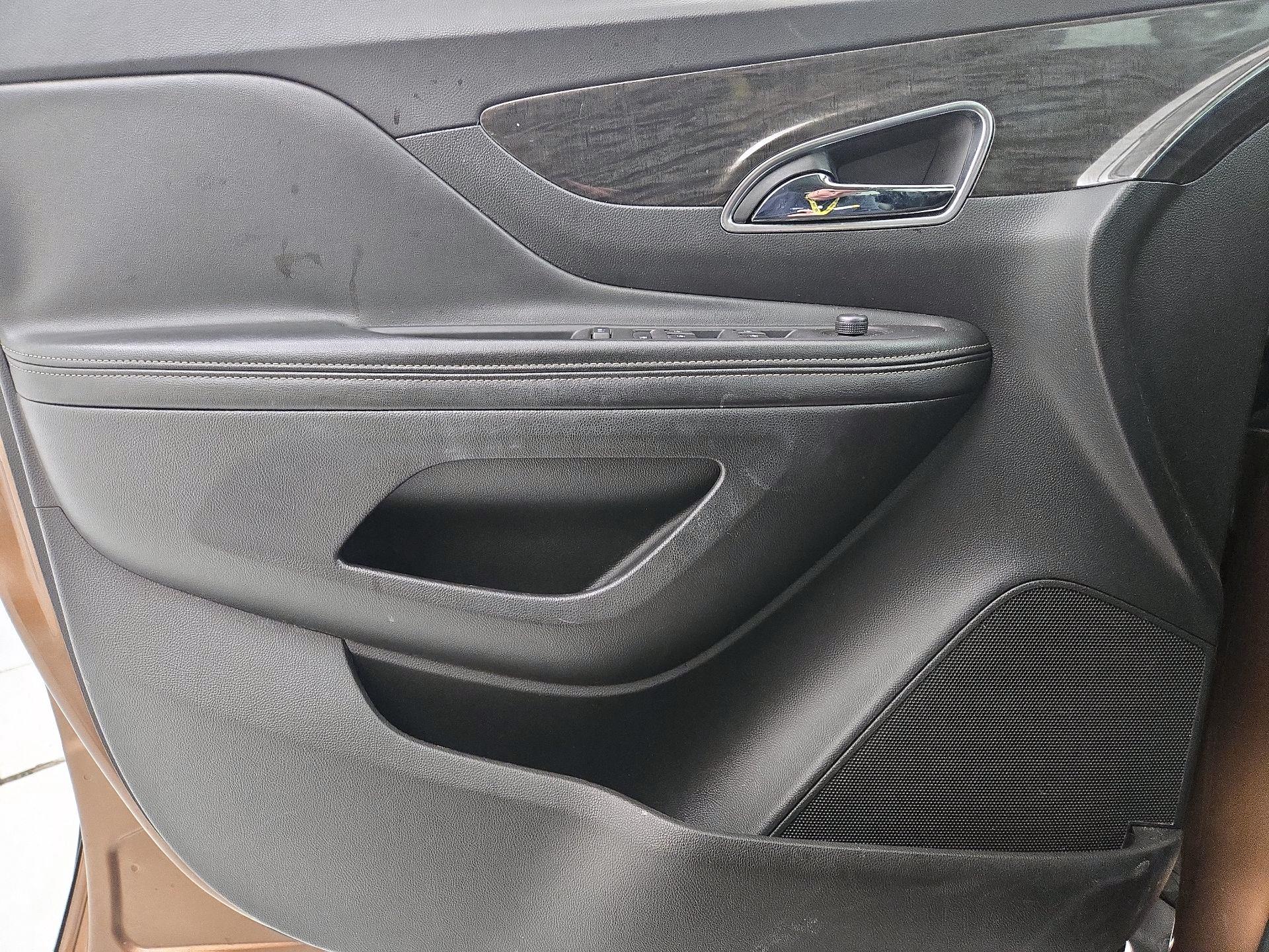 Thumbnail: 2016 Buick Encore - 12