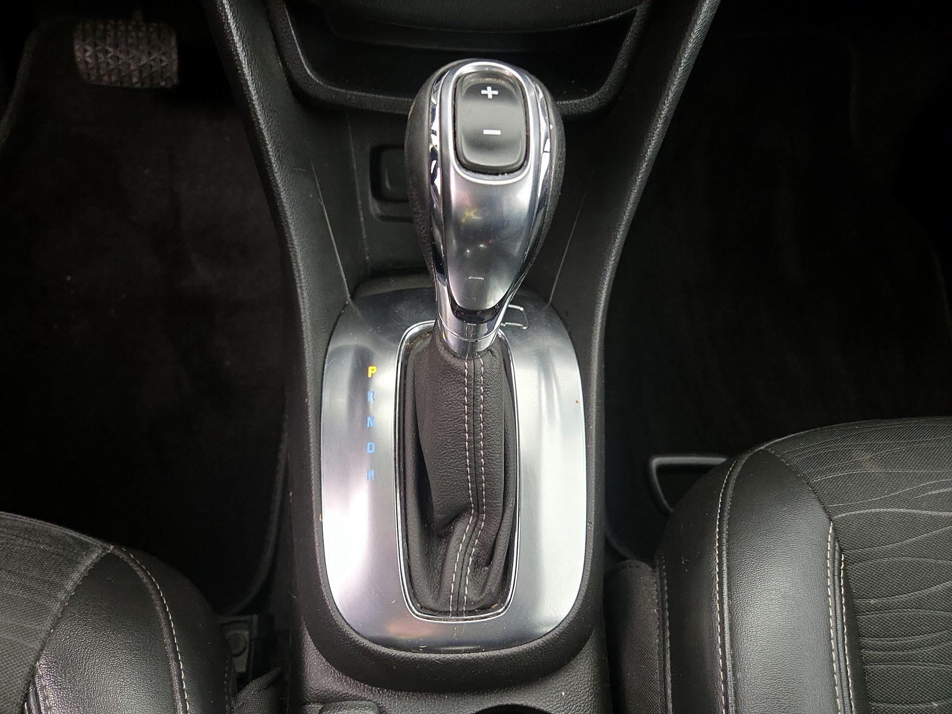 Thumbnail: 2016 Buick Encore - 17