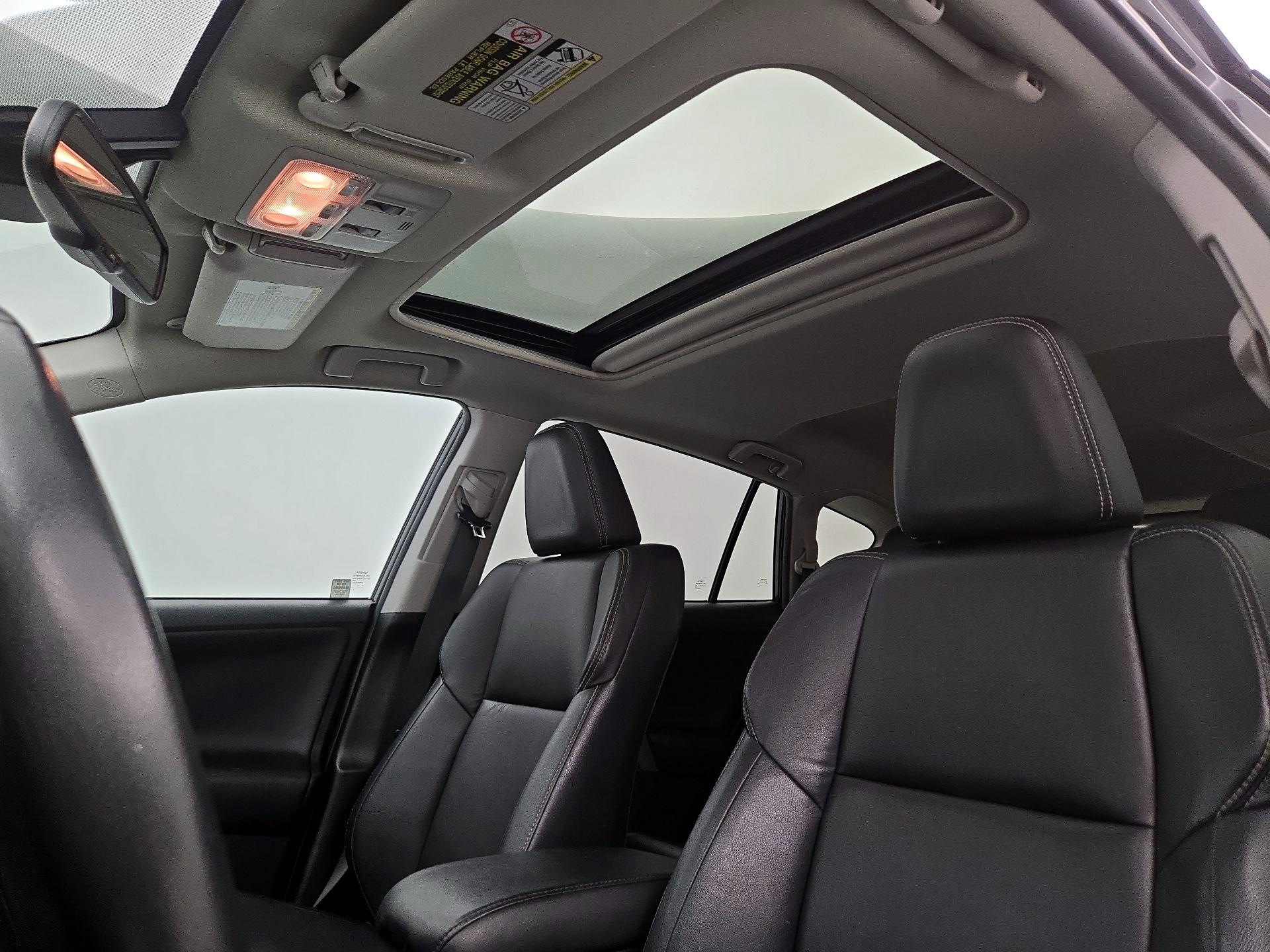 Thumbnail: 2014 Toyota RAV4 - 19