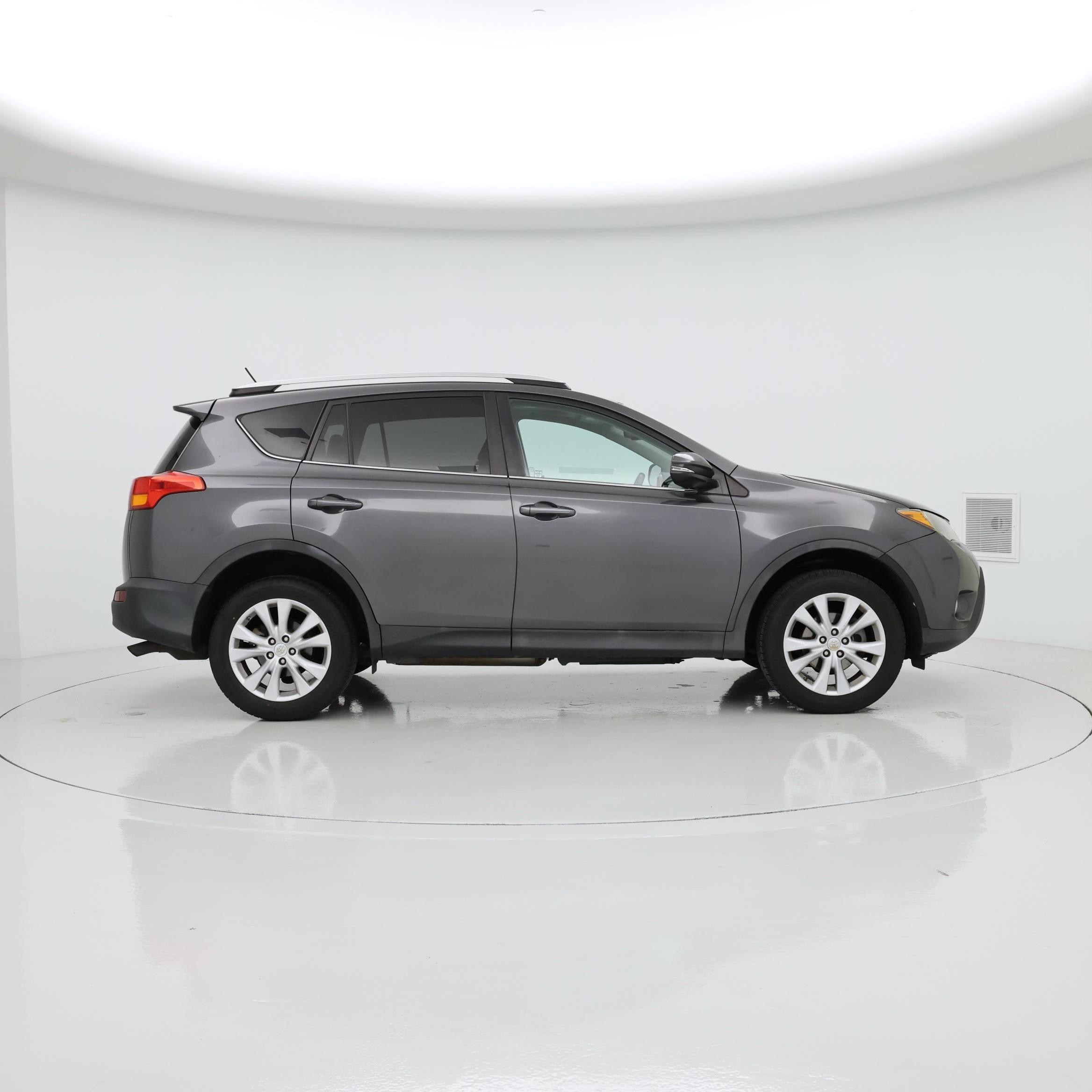 Thumbnail: 2014 Toyota RAV4 - 7