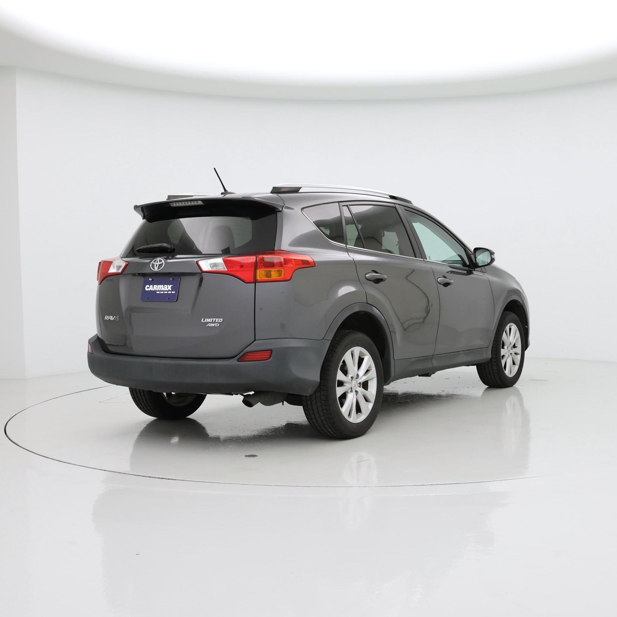 Thumbnail: 2014 Toyota RAV4 - 8
