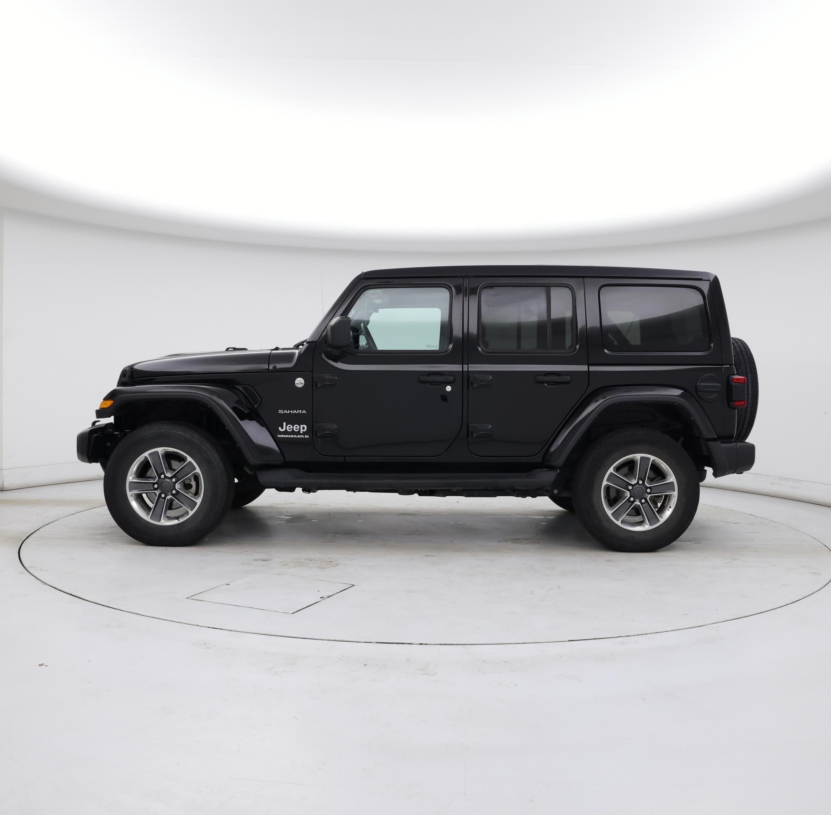 Thumbnail: 2023 Jeep Wrangler - 3